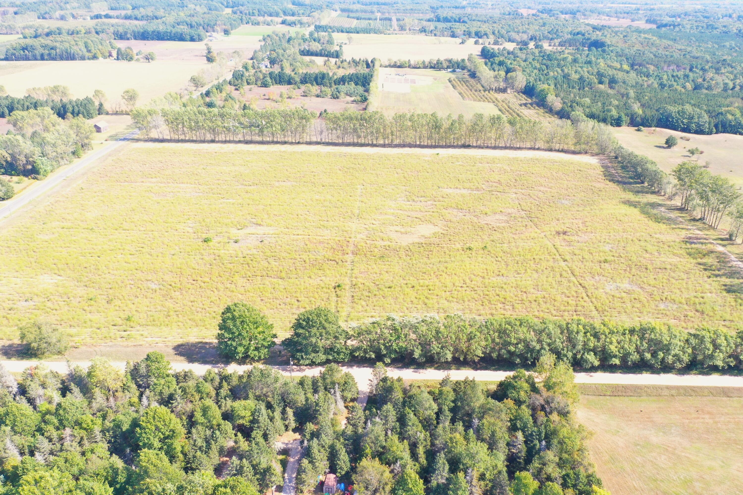 W Shelby Road, E Property Photo 3