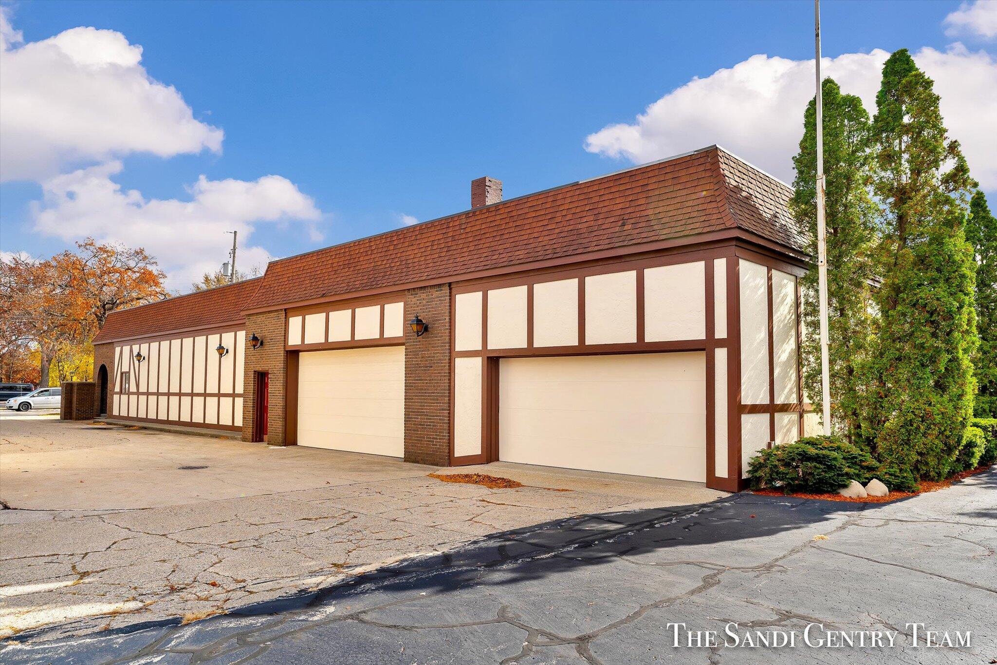1765 Peck Street Property Photo 5