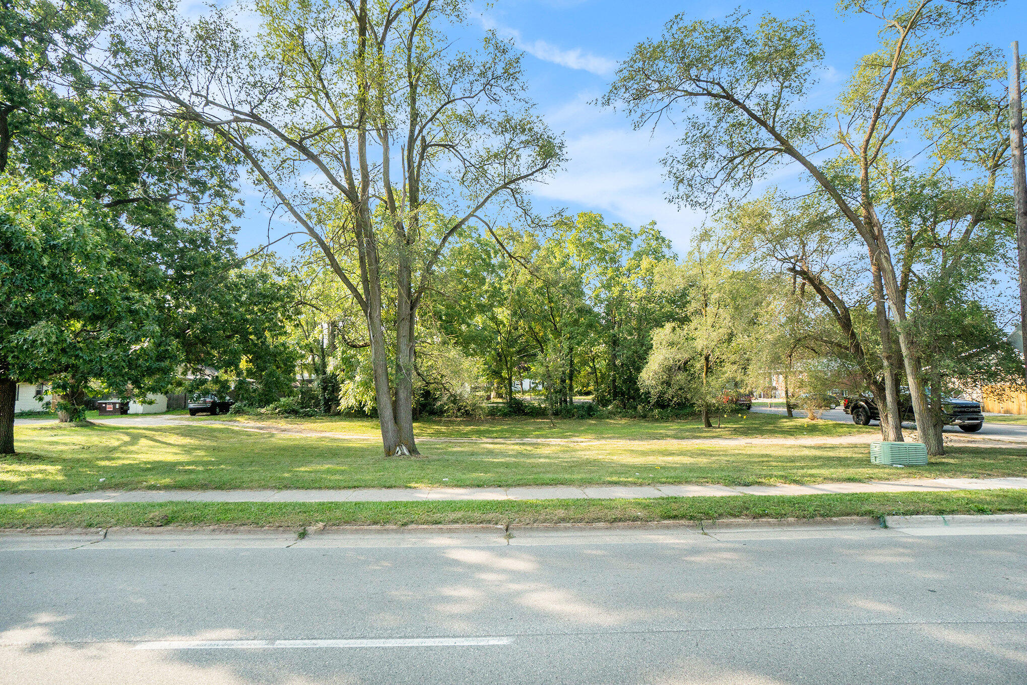 1396 36th Street Property Photo 4