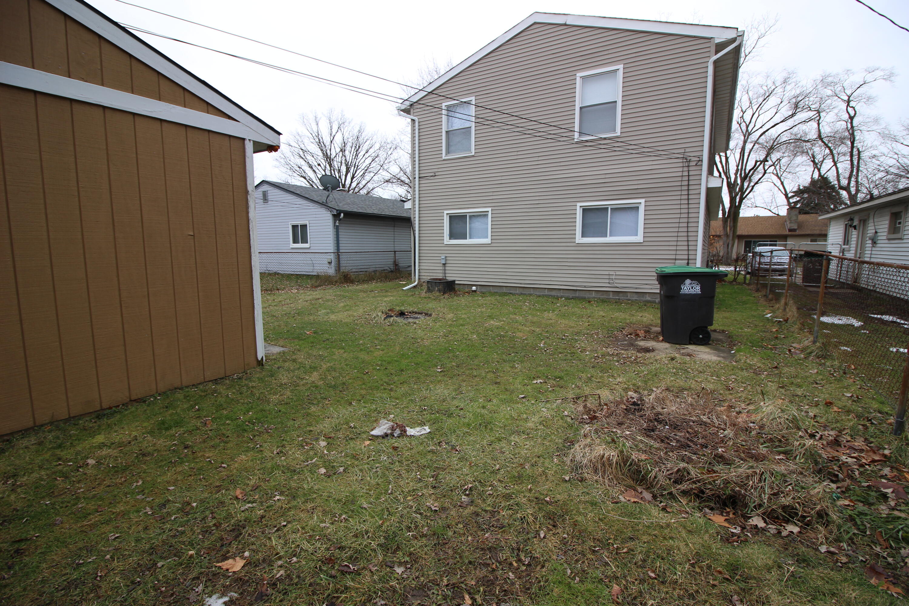 16117 Jackson Street Property Photo 3
