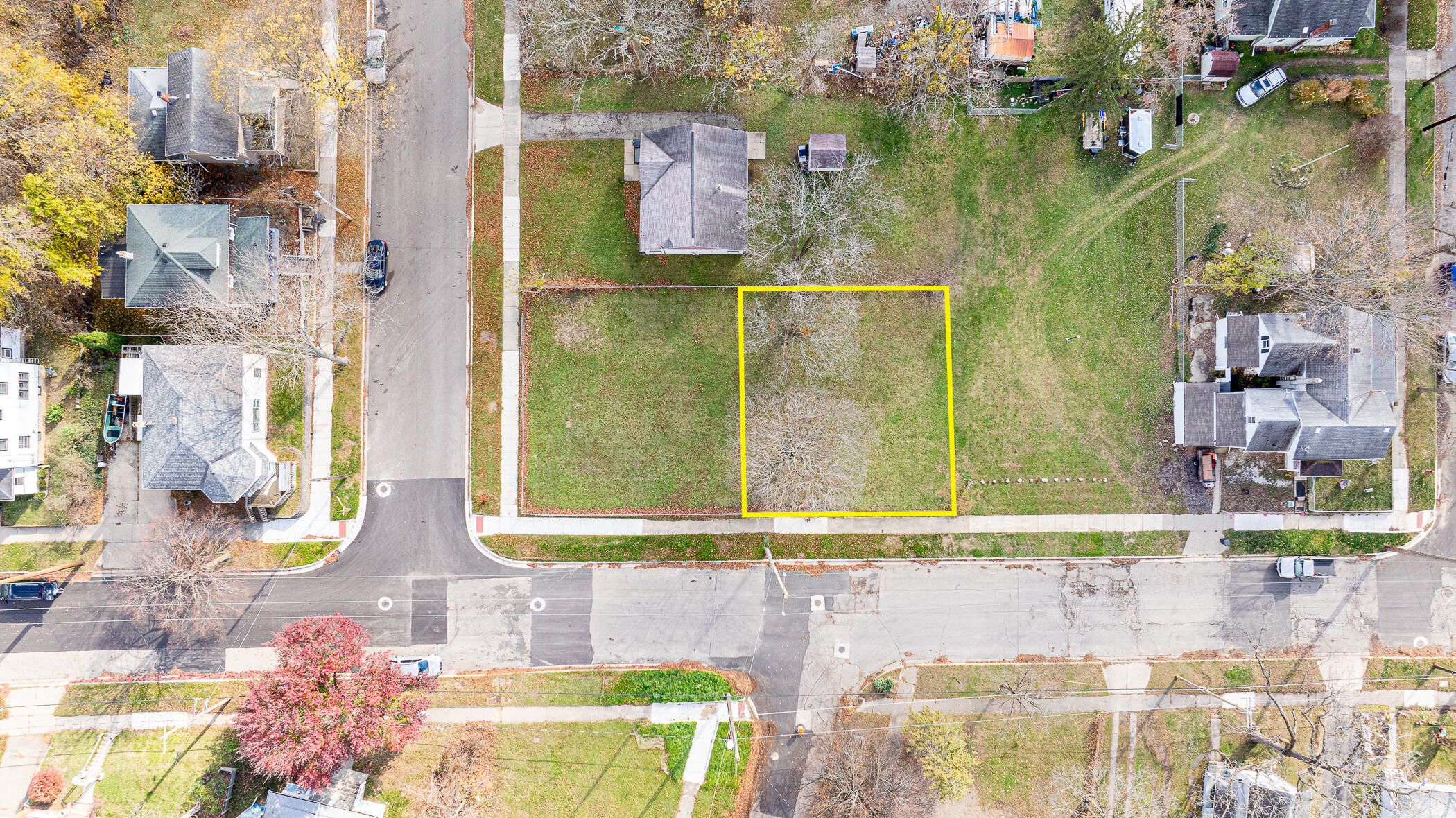 711 Burr Street Property Photo 1