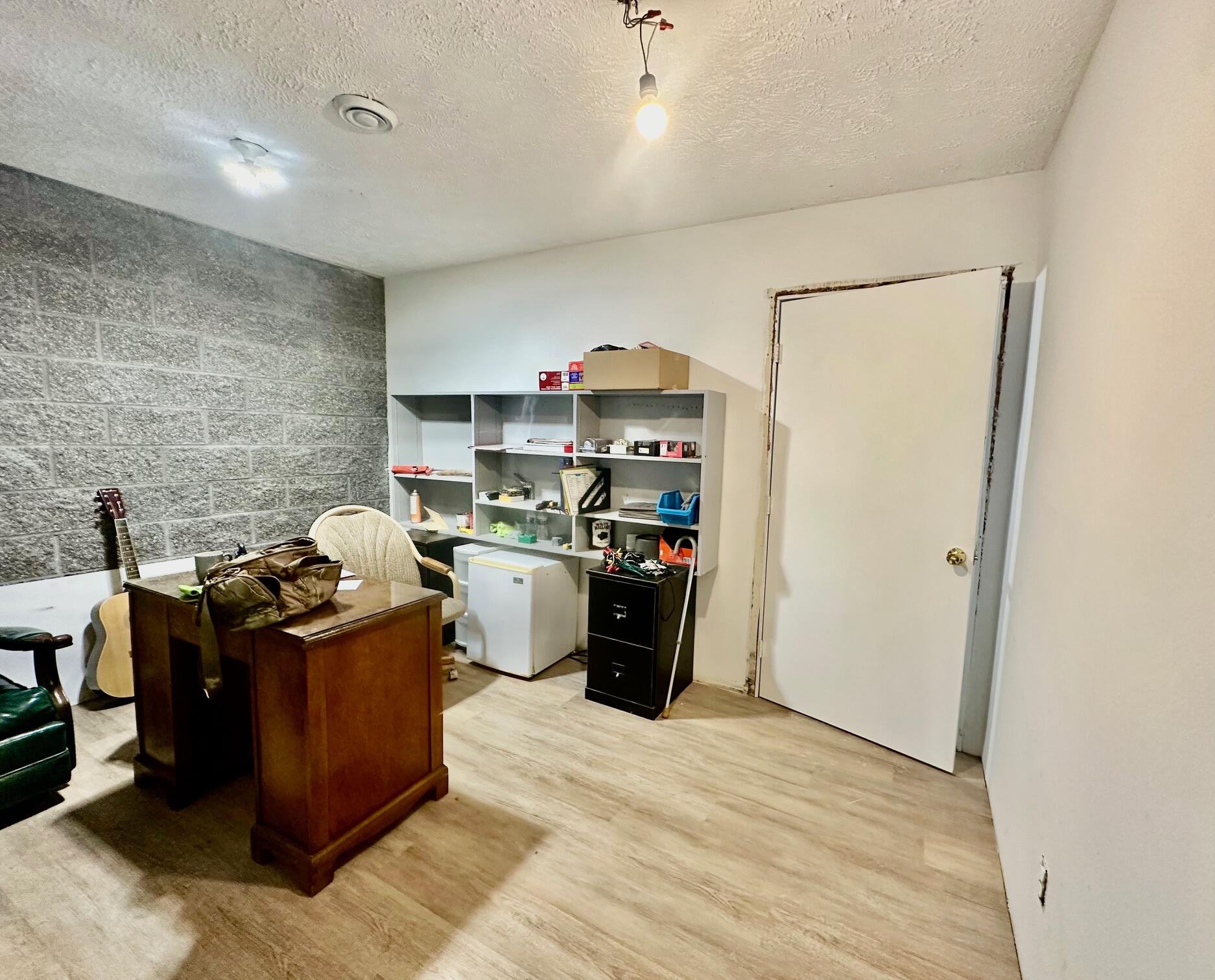 18470 195th Avenue Property Photo 8