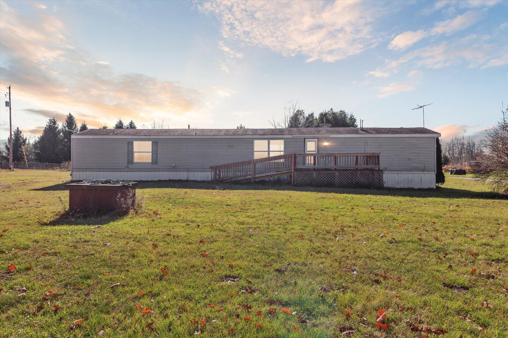 11230 E Pakes Road Property Photo