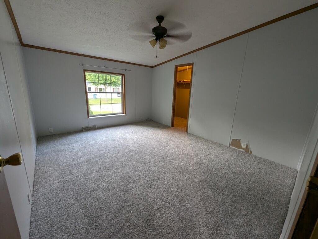 4320 Laurel Property Photo 12