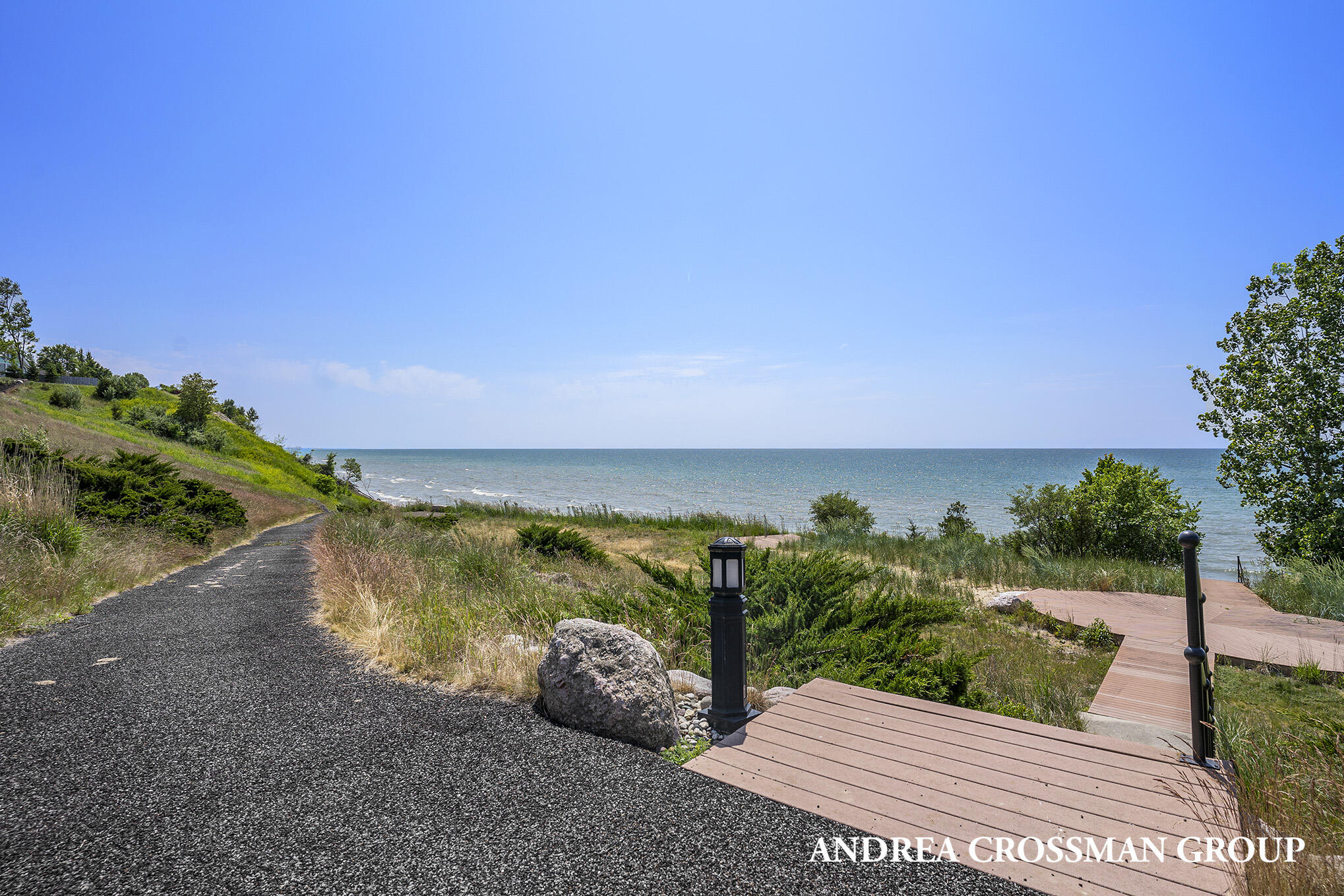 668 Waters Edge Property Photo 5