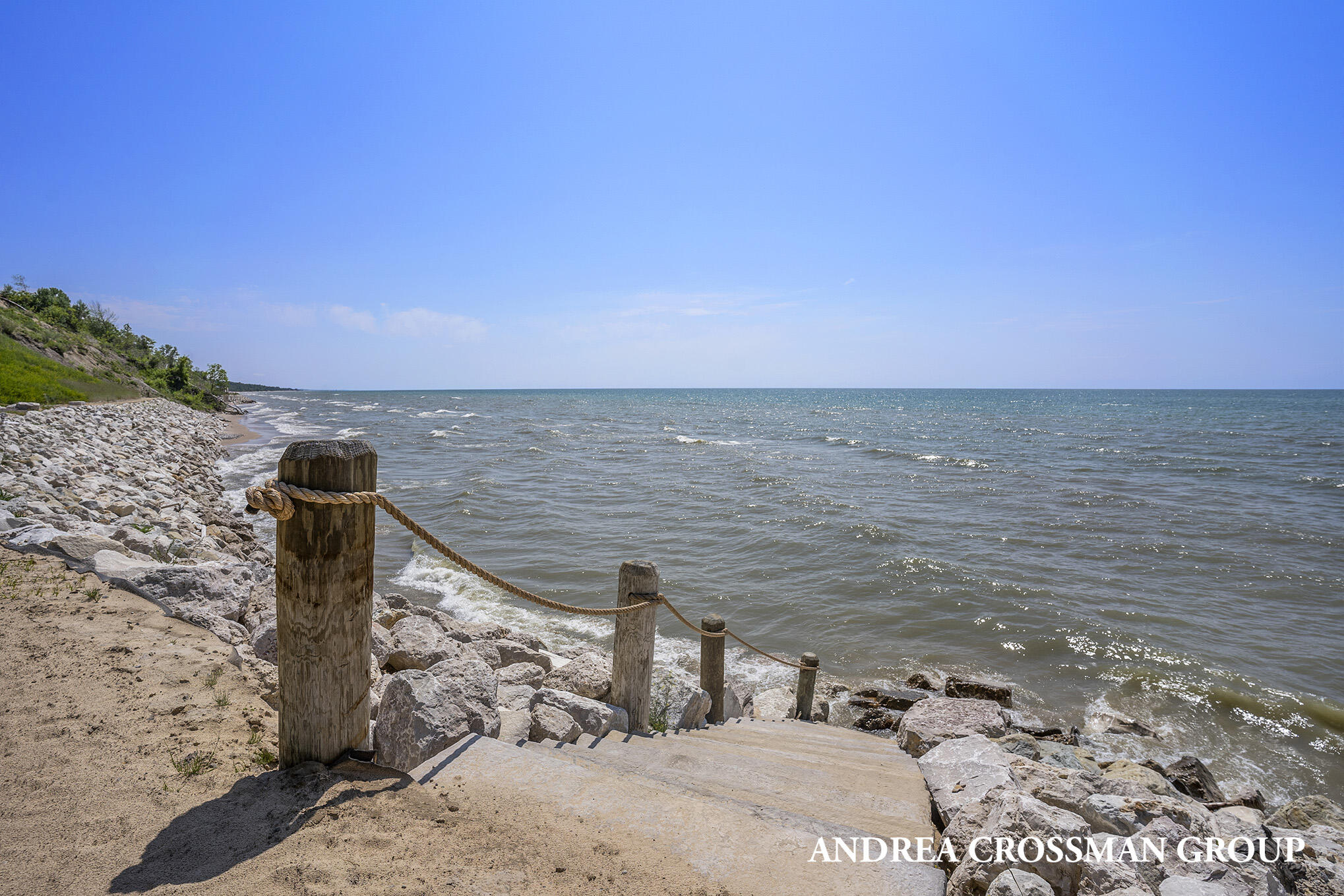 668 Waters Edge Property Photo 7