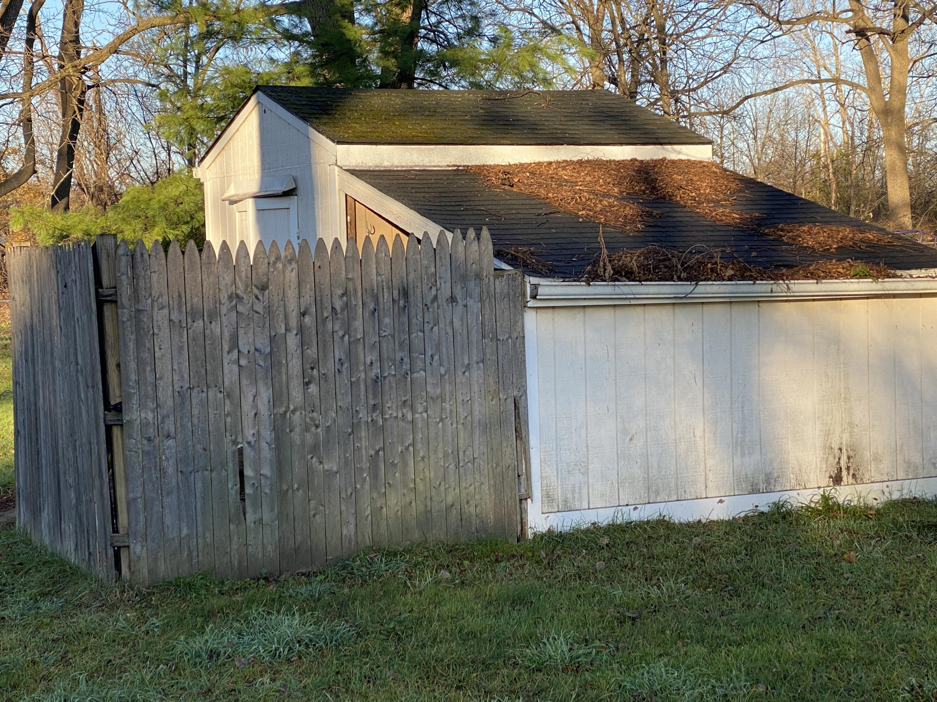 2298 S Term Street Property Photo 4