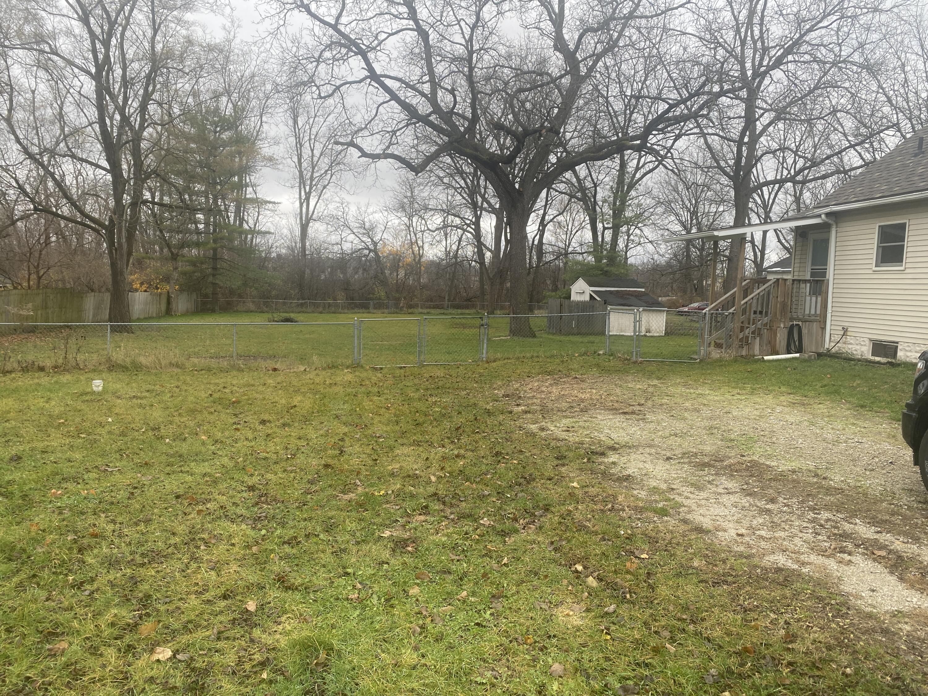 2298 S Term Street Property Photo 9