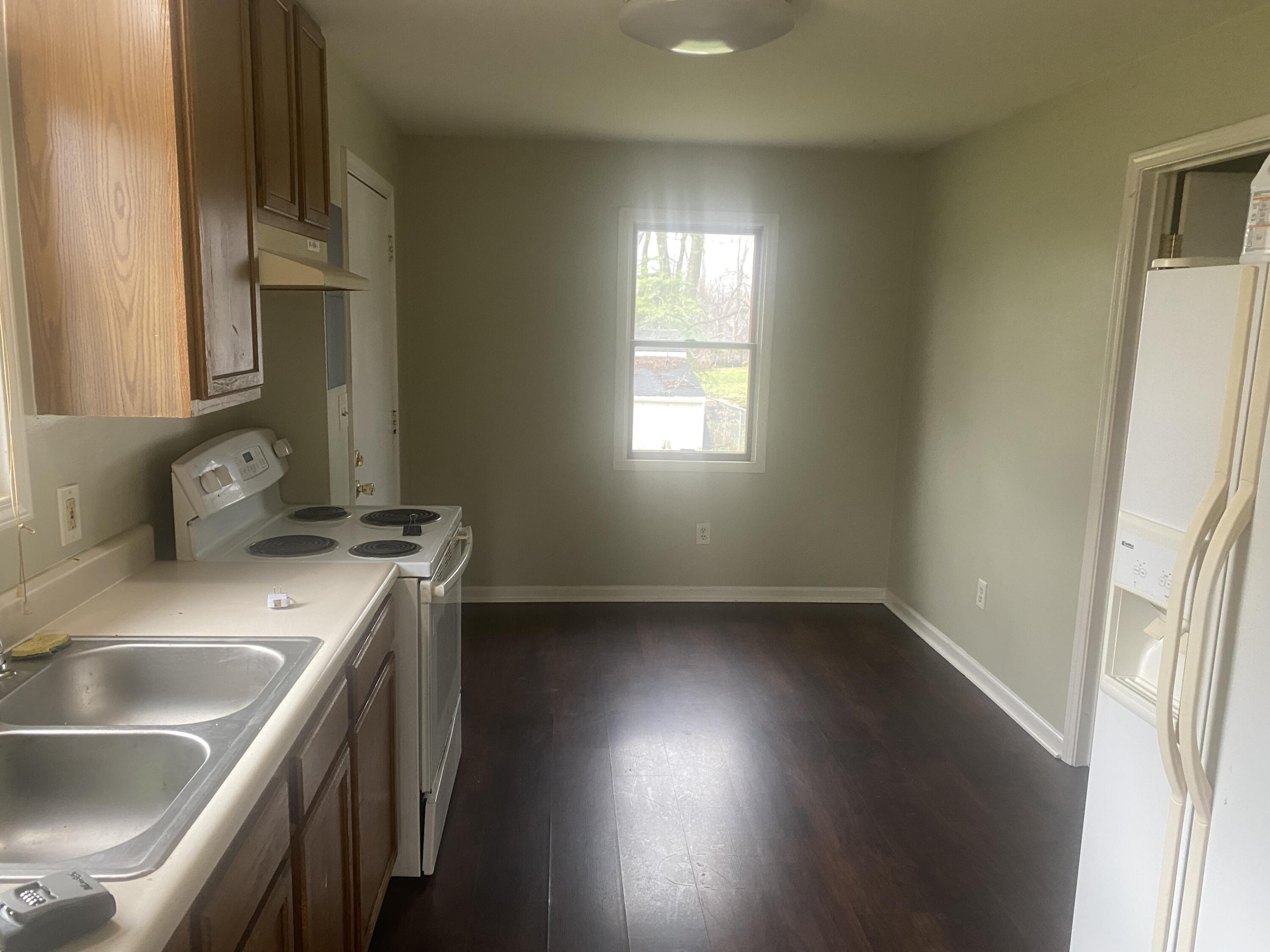 2298 S Term Street Property Photo 10
