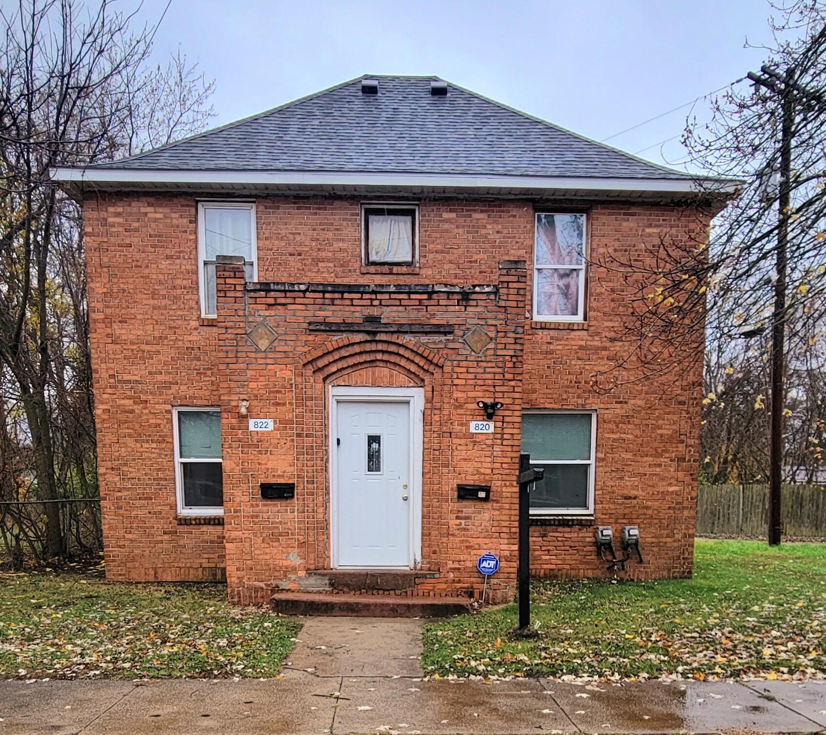 820 Wallace Avenue Property Photo