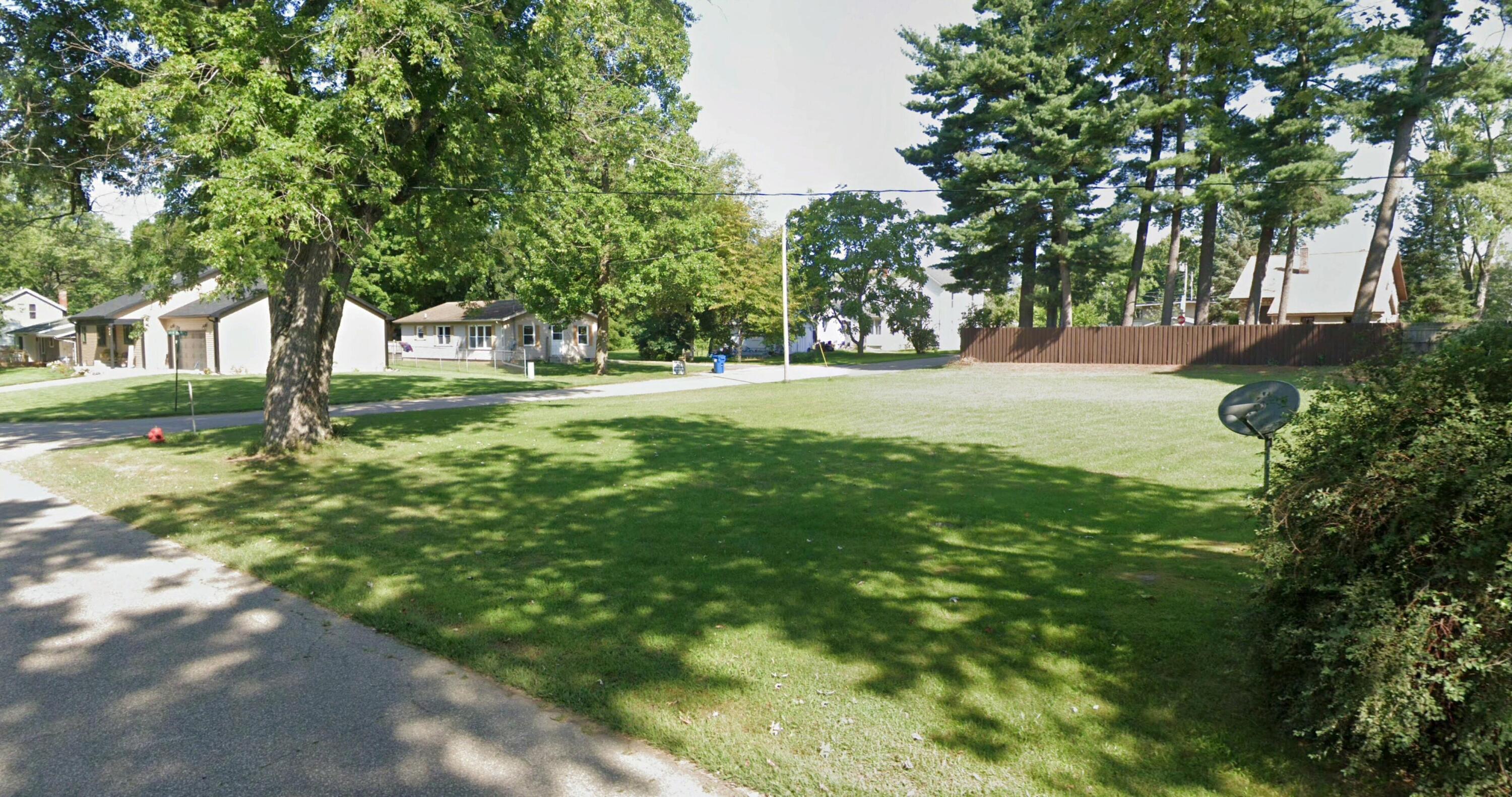 313 S Van Buren Street Property Photo 10