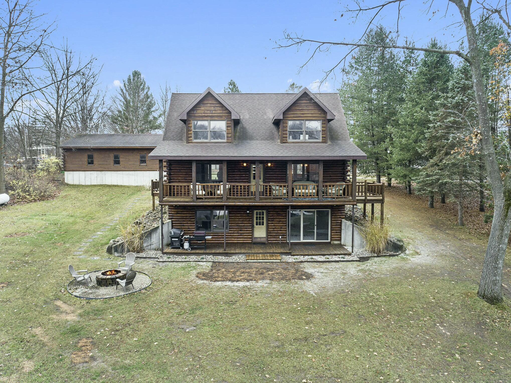 Beckers Real Estate Listings Main Image