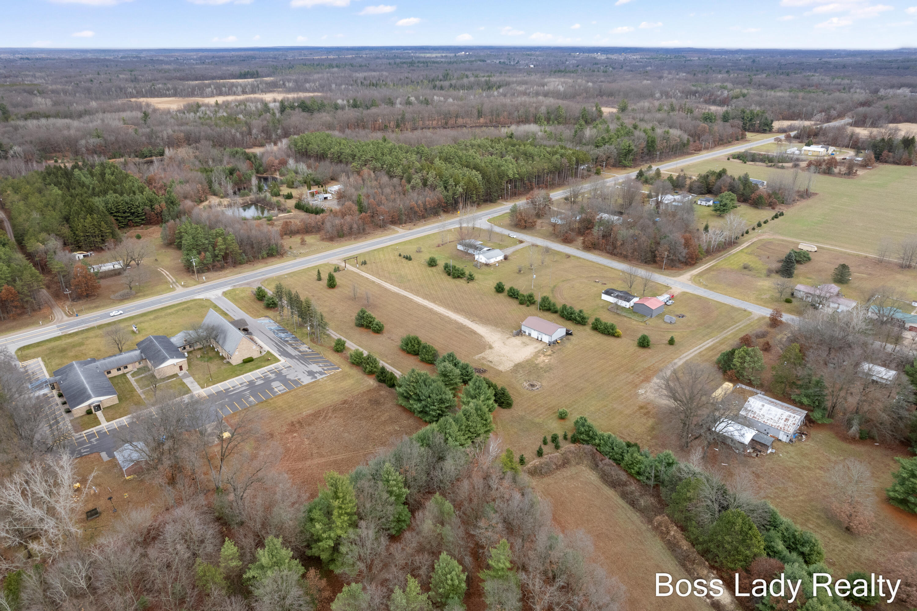 18565 Howard City Edmore Road Property Photo 13