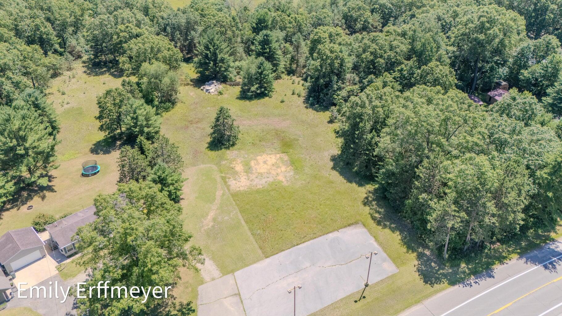 7142 Holton Road Property Photo 3