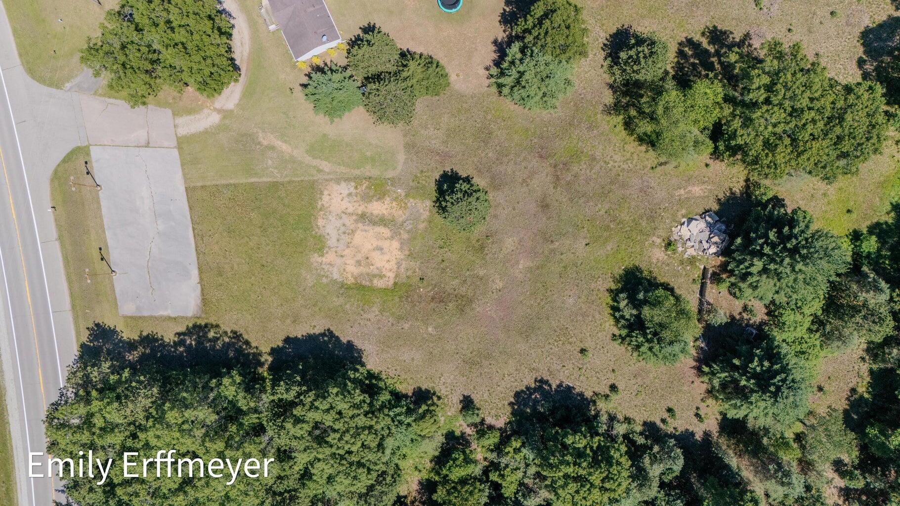 7142 Holton Road Property Photo 6