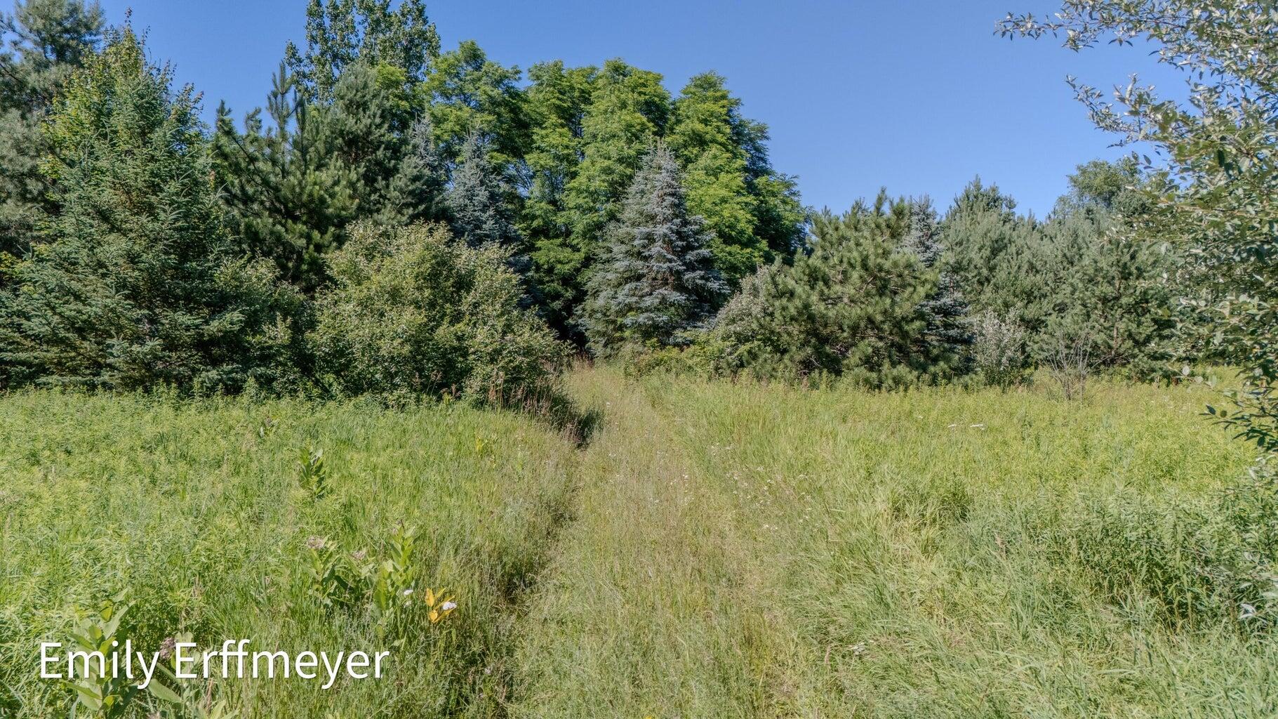 9260 Holton Road Property Photo 3