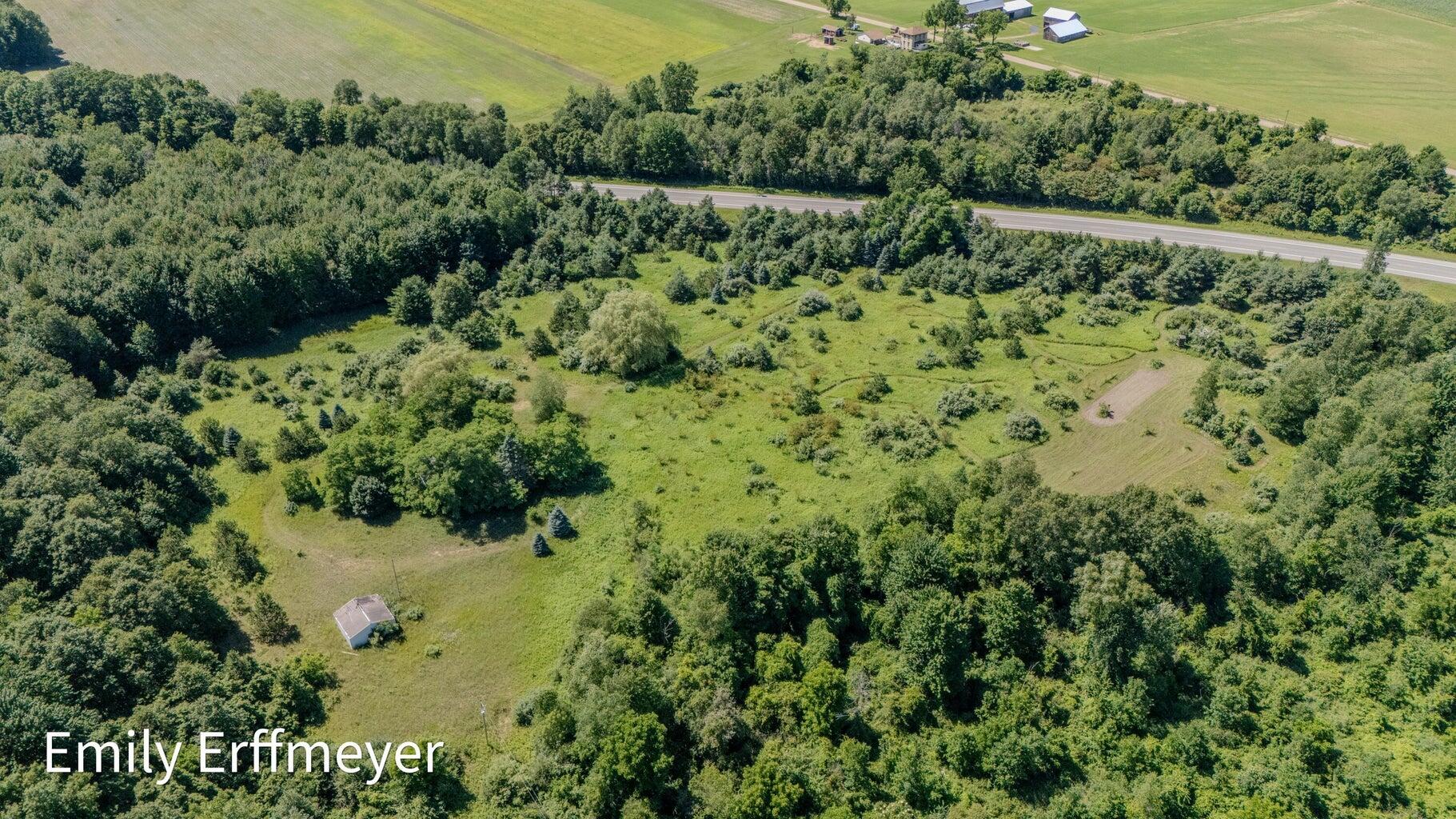9260 Holton Road Property Photo 6