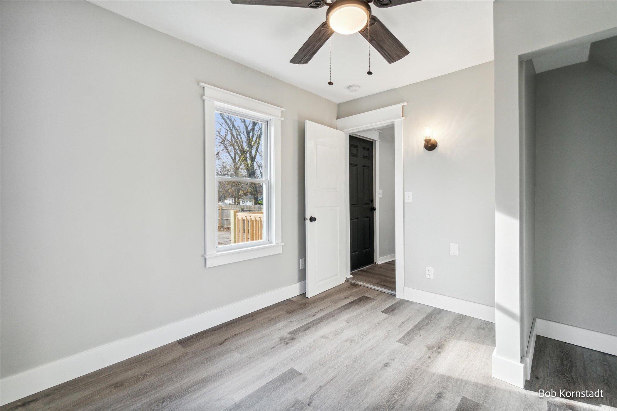 1337 Marquette Avenue Property Photo 23