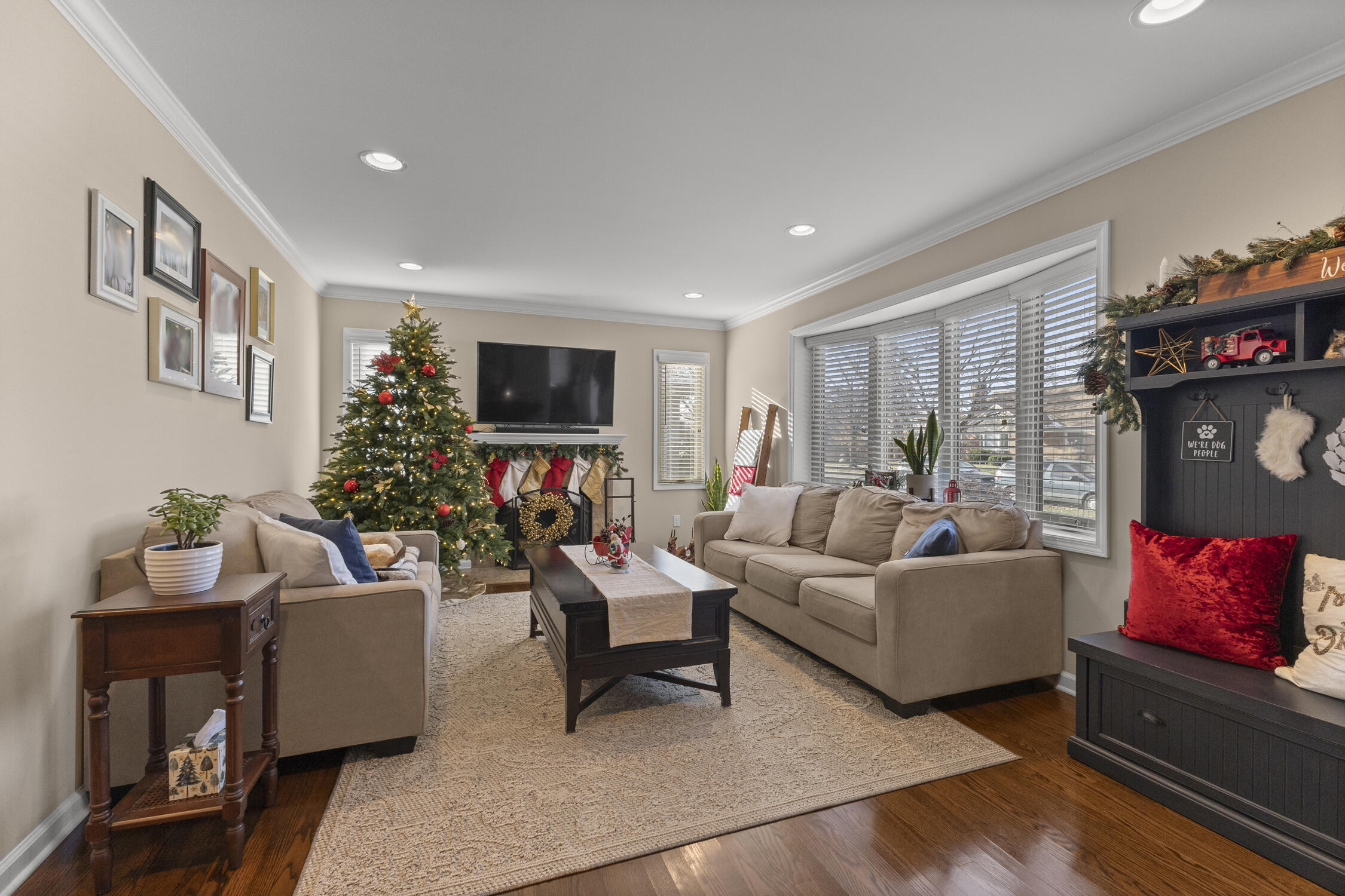3105 Woodslee Drive Property Photo 4