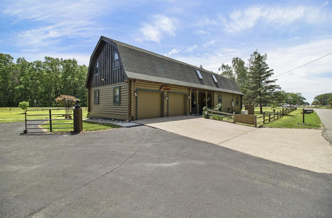 6750 E Us-10 Property Photo