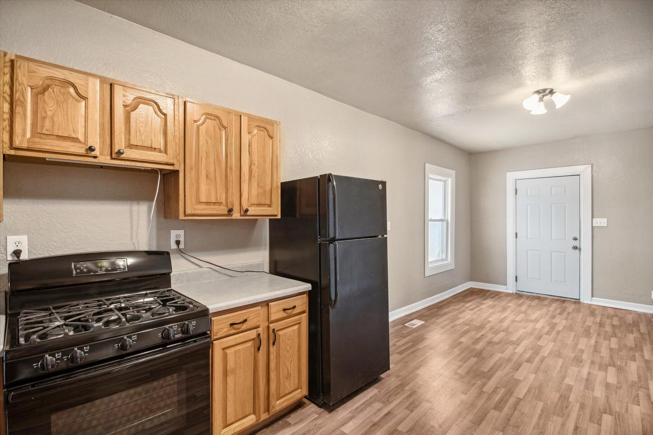 55 W Chicago Street Property Photo 9