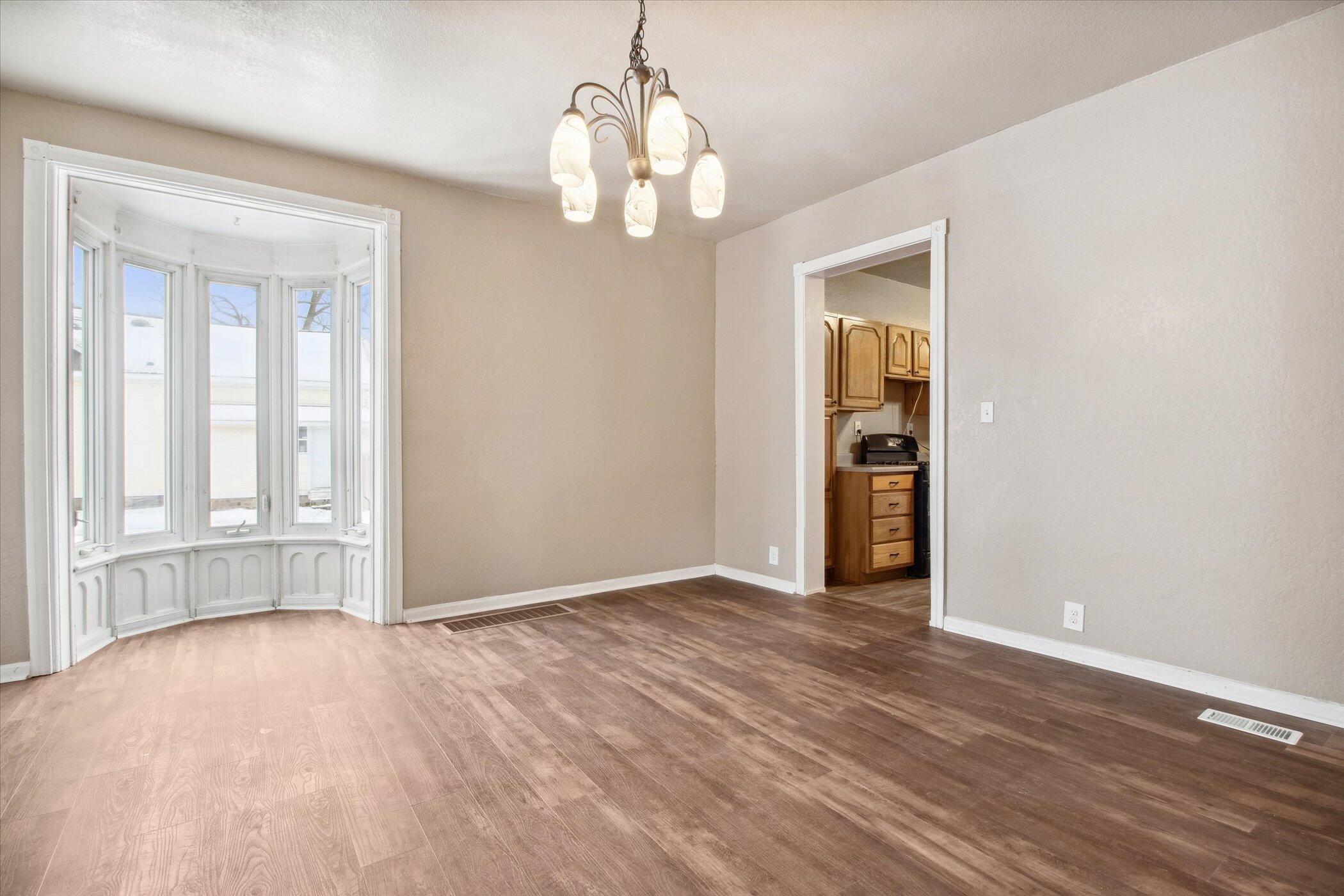 55 W Chicago Street Property Photo 13