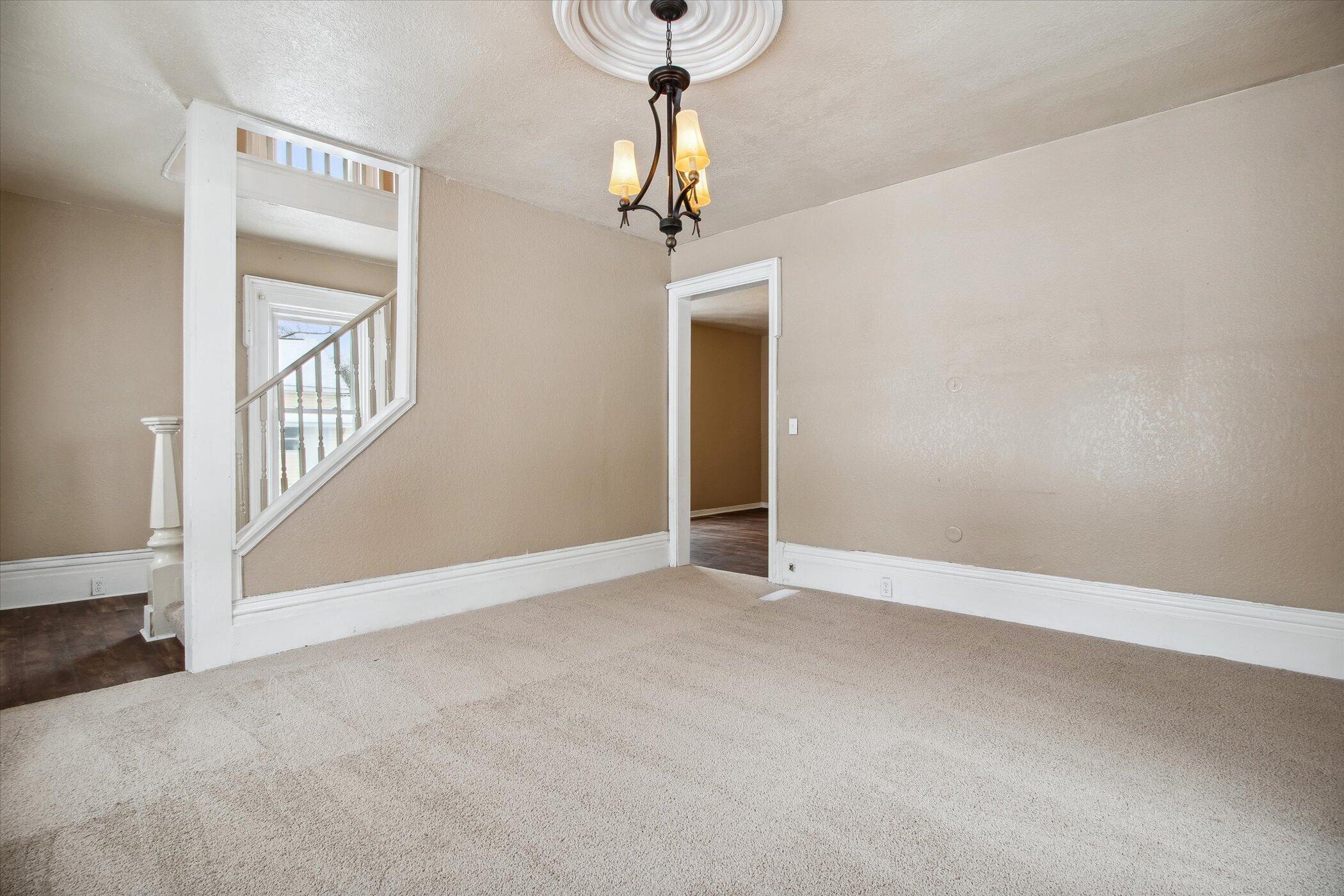 55 W Chicago Street Property Photo 22