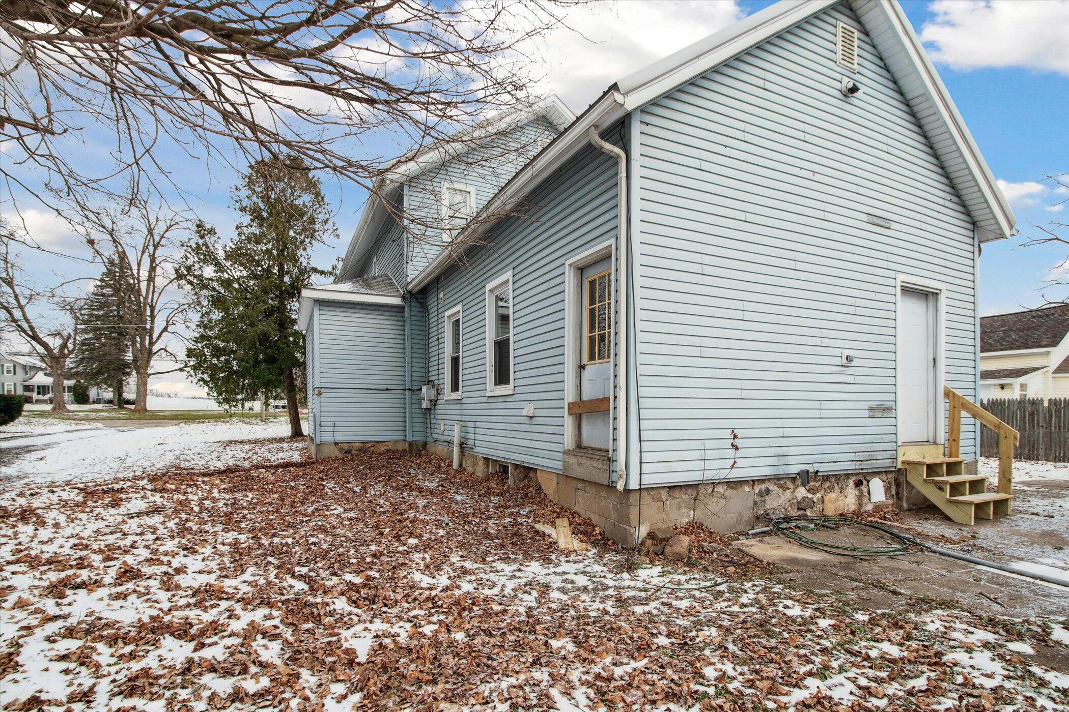 55 W Chicago Street Property Photo 36