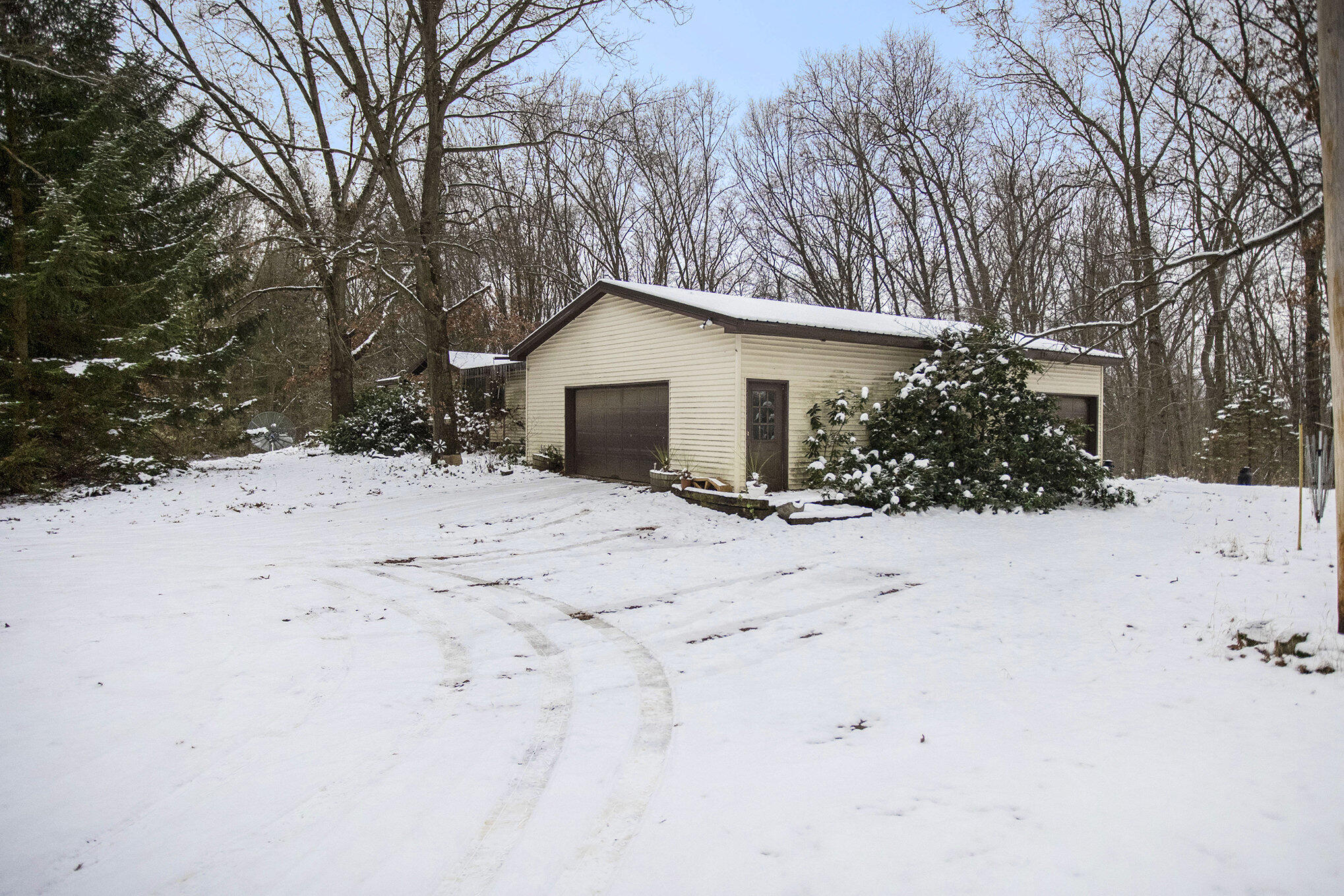 3283 3 1/2 Mile Road Property Photo 17