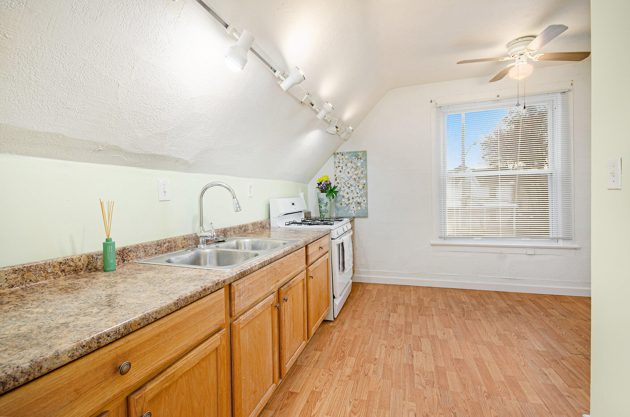 418 Pearl Street Property Photo 18