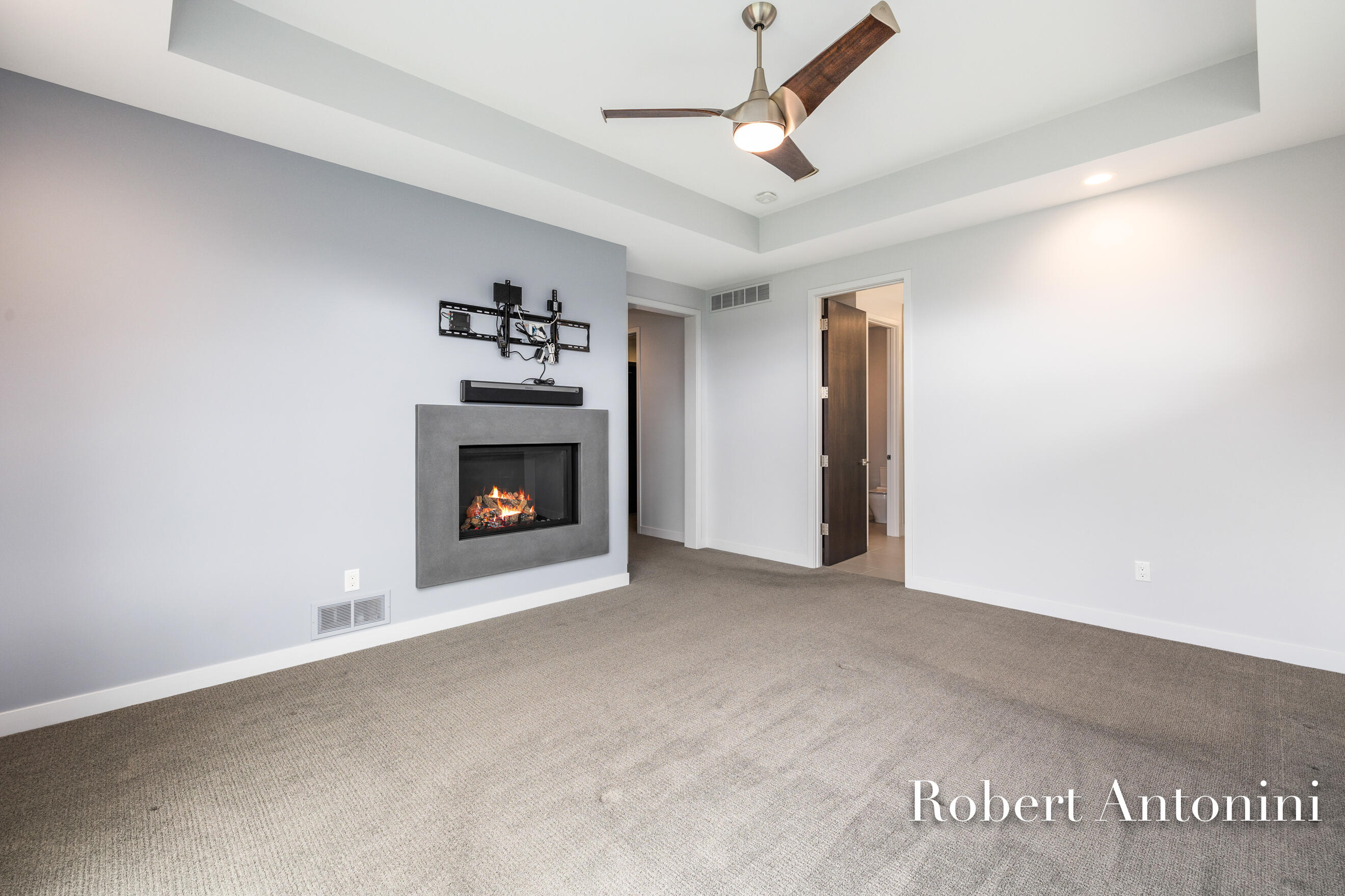 850 Skyevale Drive Ne Property Photo 35