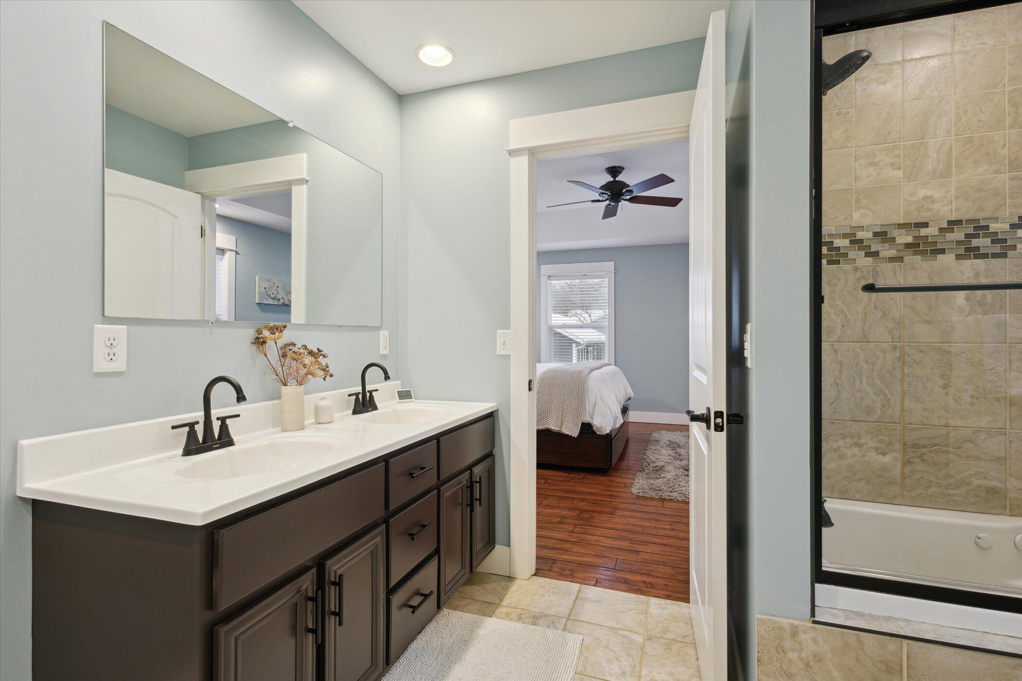 4077 Ronalds Road Property Photo 20