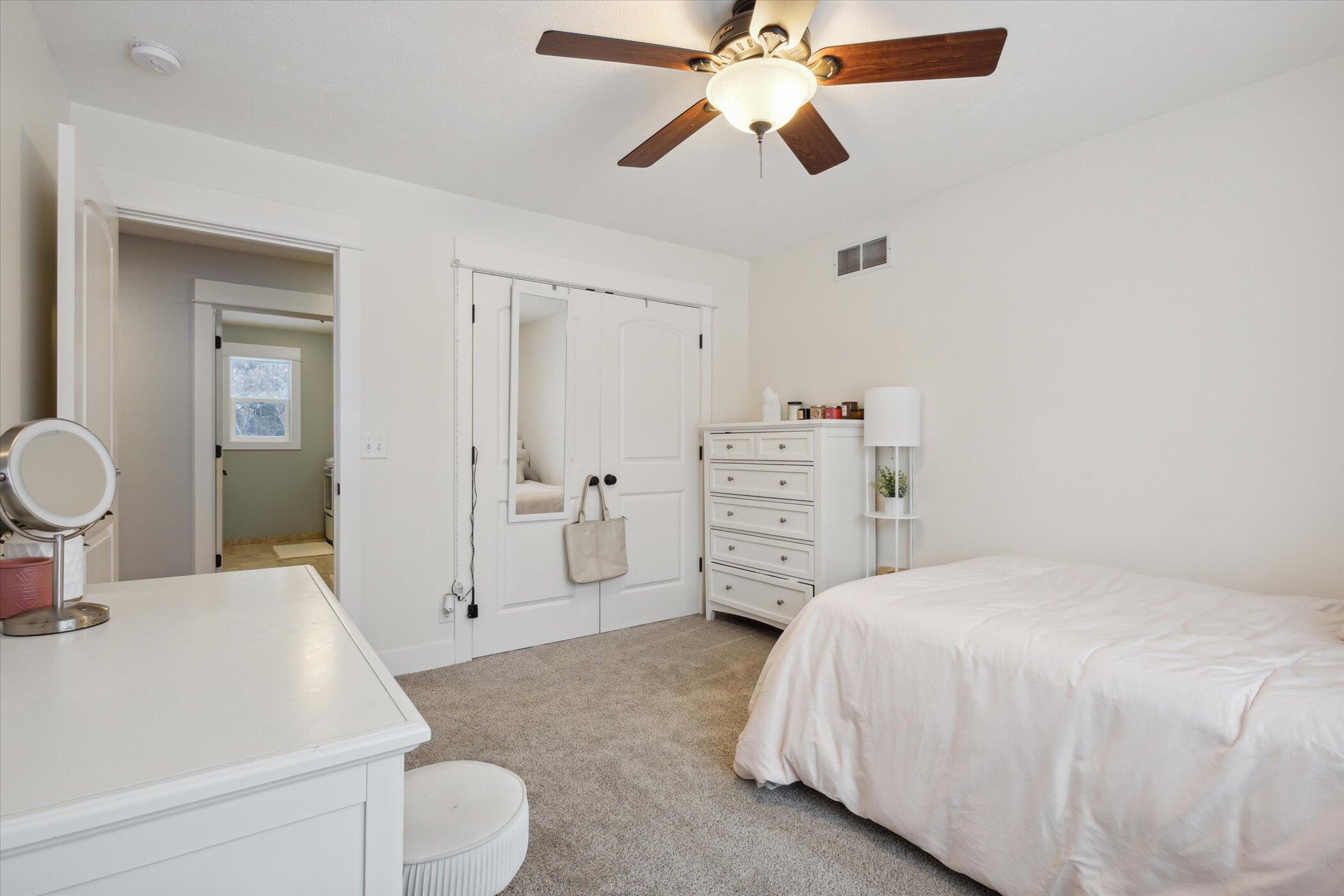 4077 Ronalds Road Property Photo 31