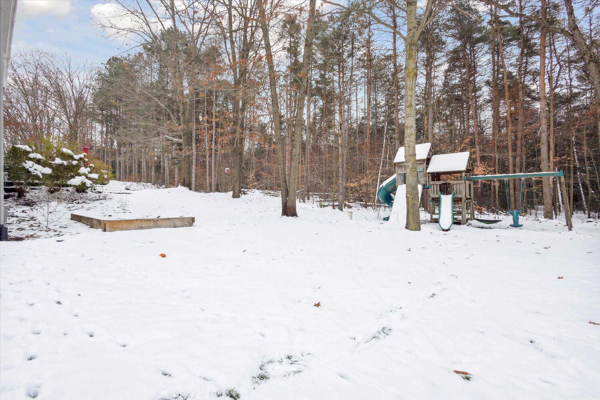 4077 Ronalds Road Property Photo 44