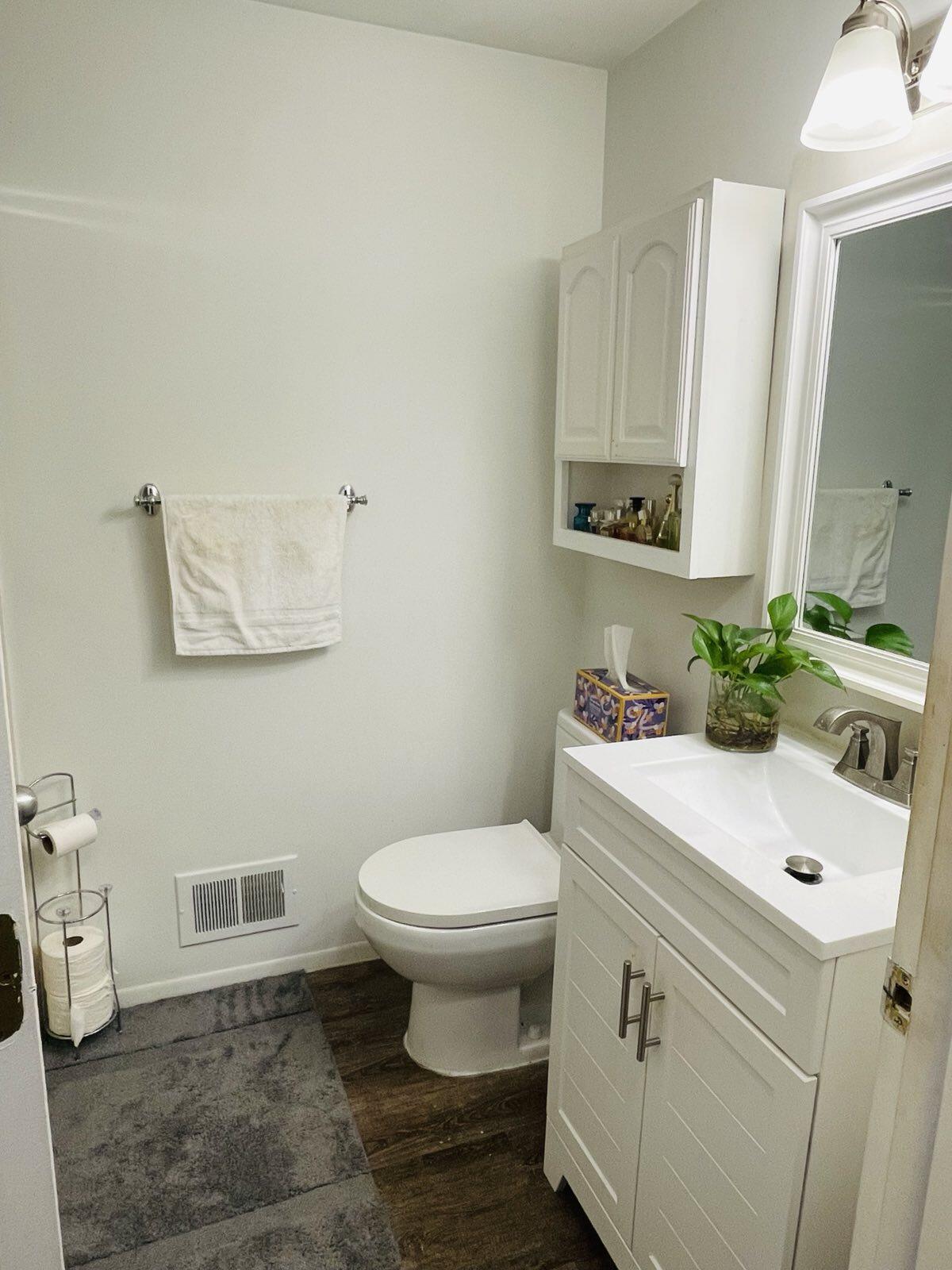 2445 Samoset Road Property Photo 8