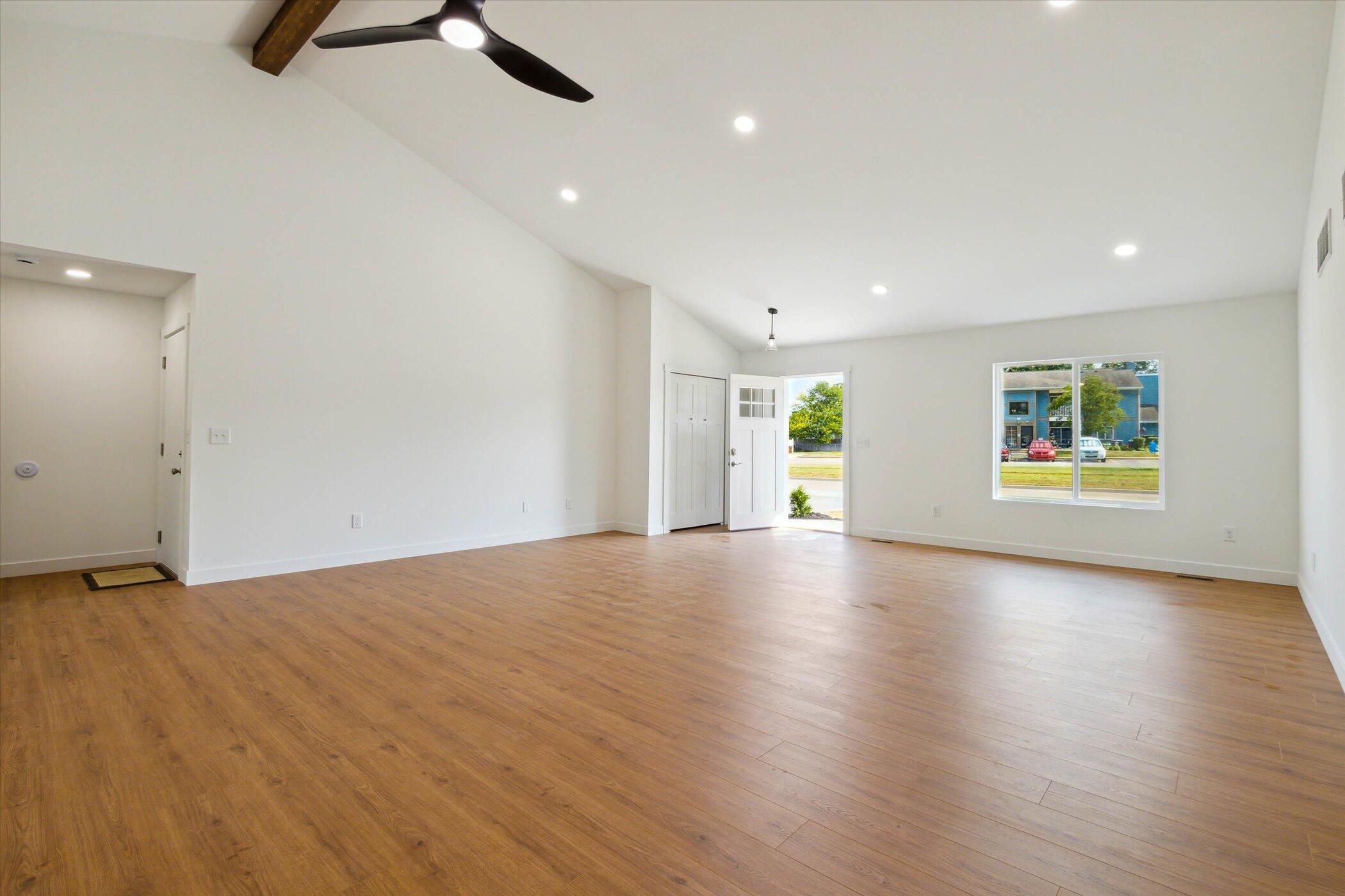 330 Canfield Street Property Photo 5