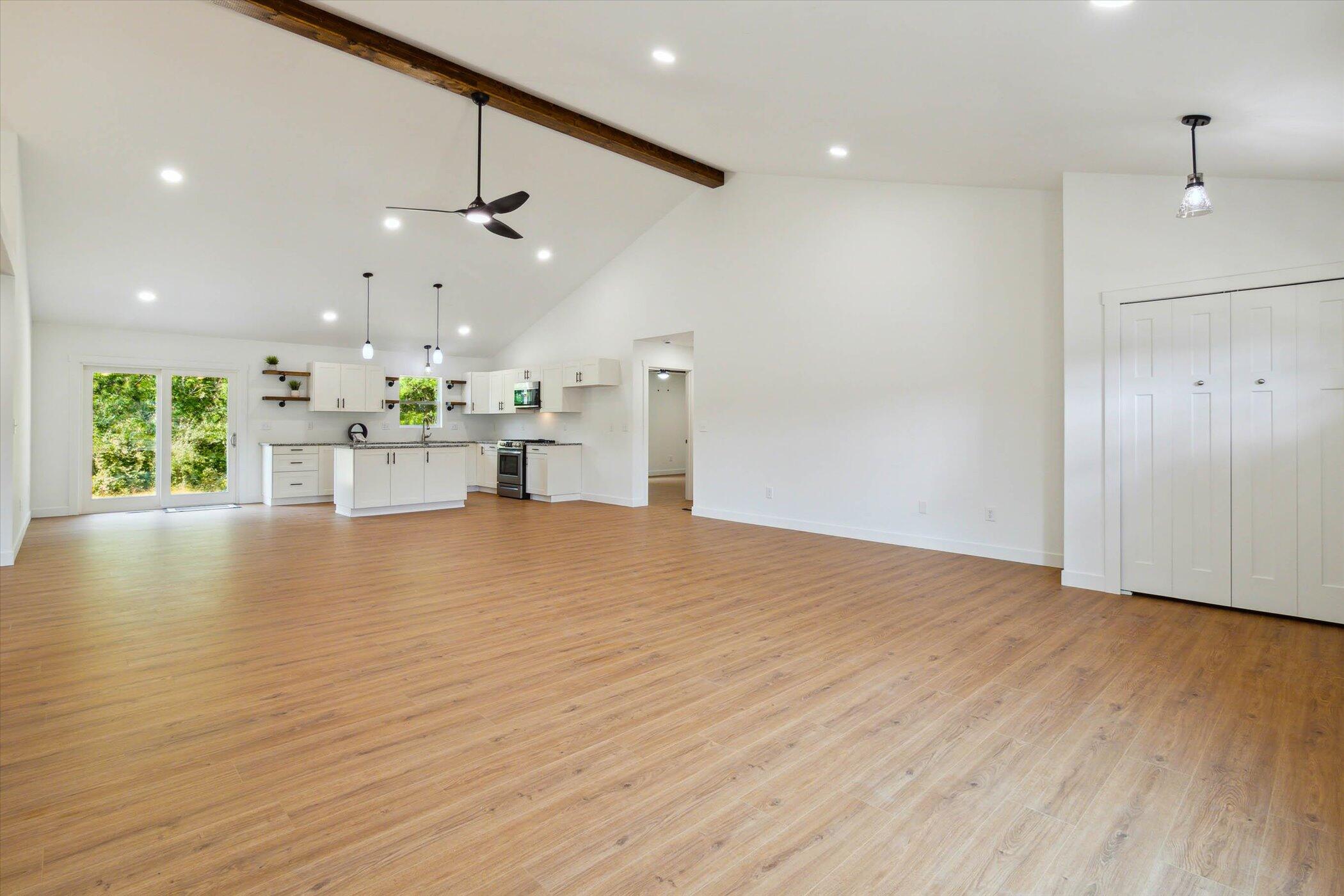 330 Canfield Street Property Photo 6