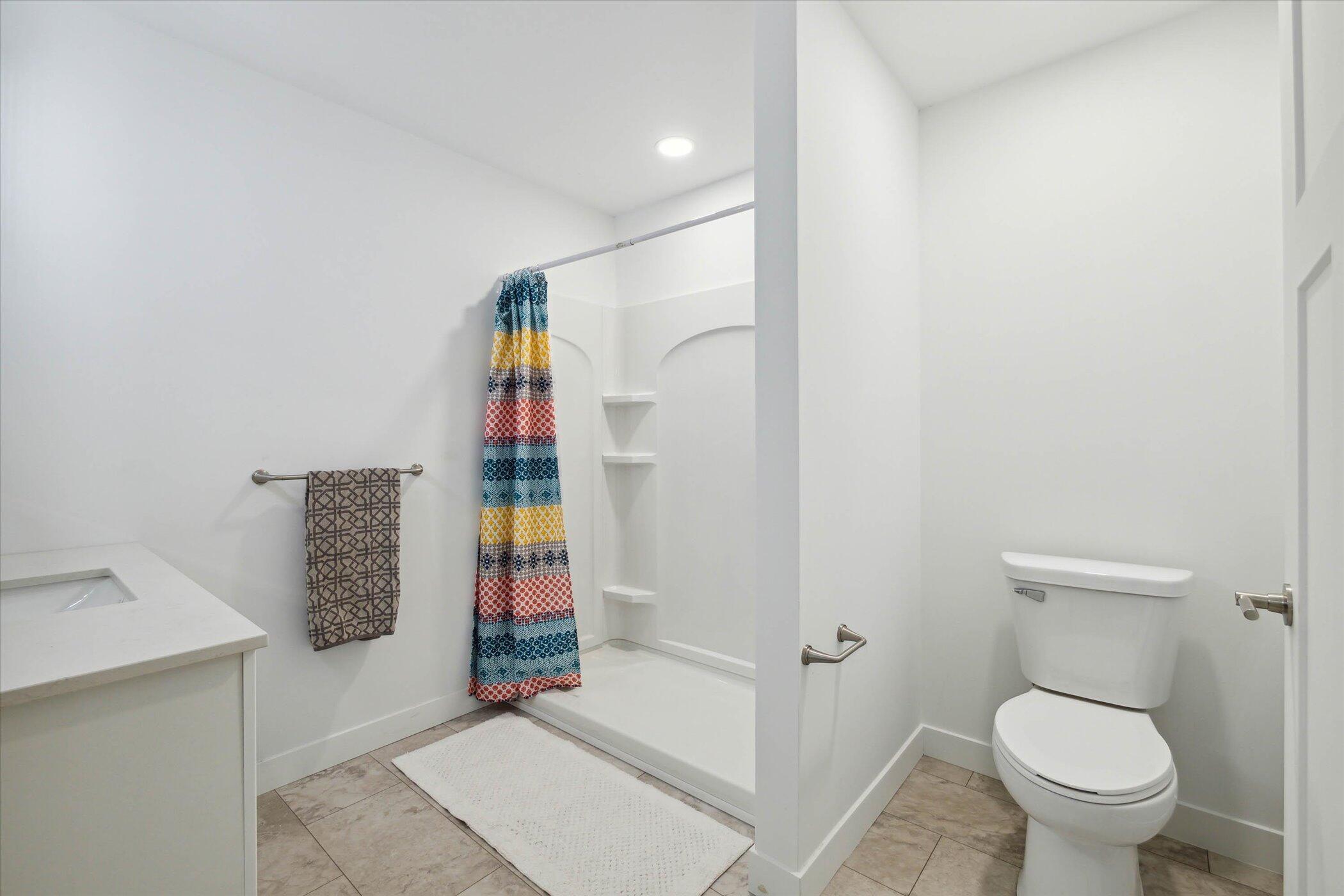 330 Canfield Street Property Photo 25