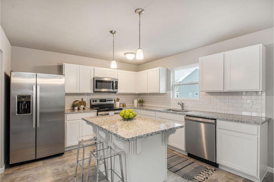 611 Arizona Boulevard Property Photo 4