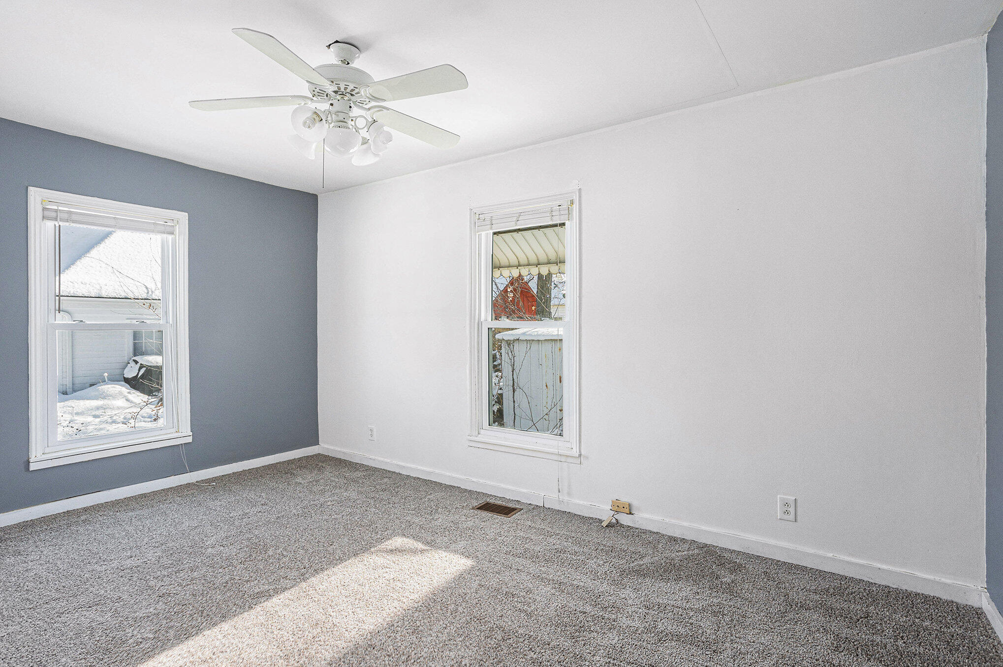 211 E Wheeler Street Property Photo 10