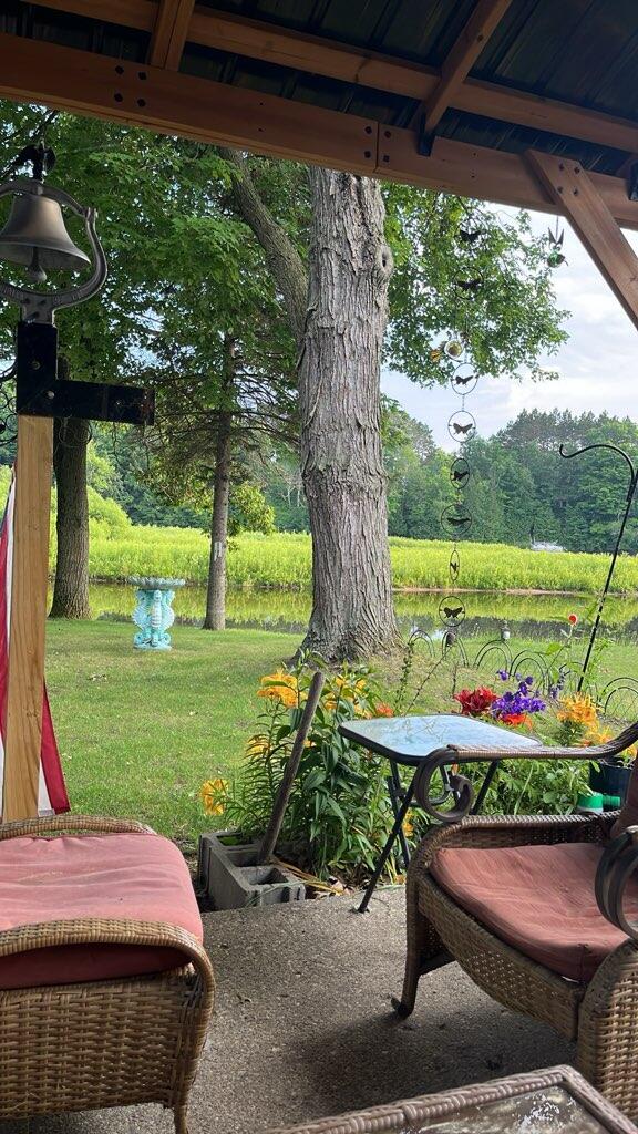 18205 12 Mile Road Property Photo 8