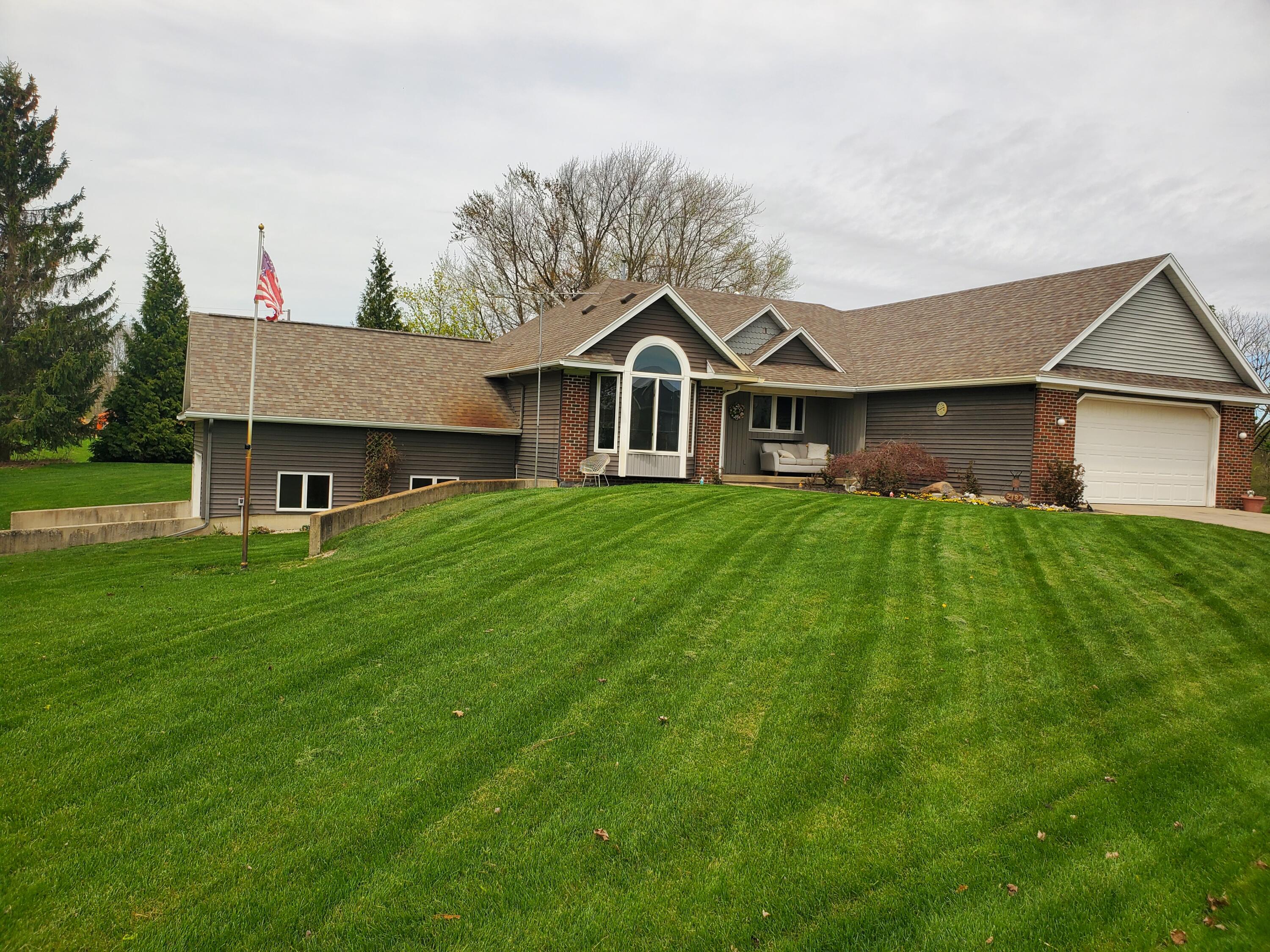 2187 Riley Street Property Photo