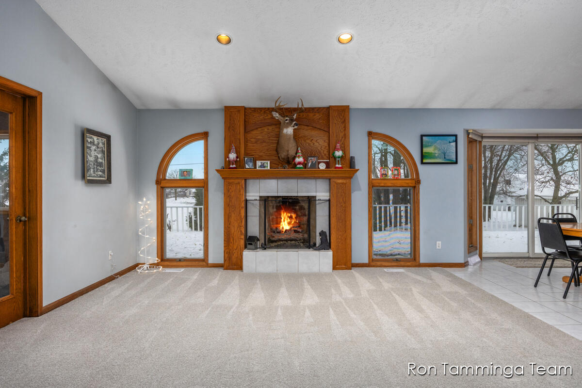 2187 Riley Street Property Photo 4