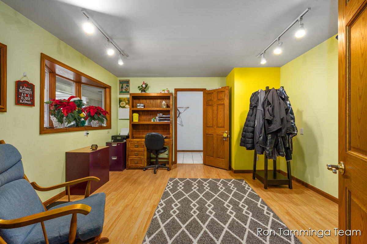 2187 Riley Street Property Photo 26