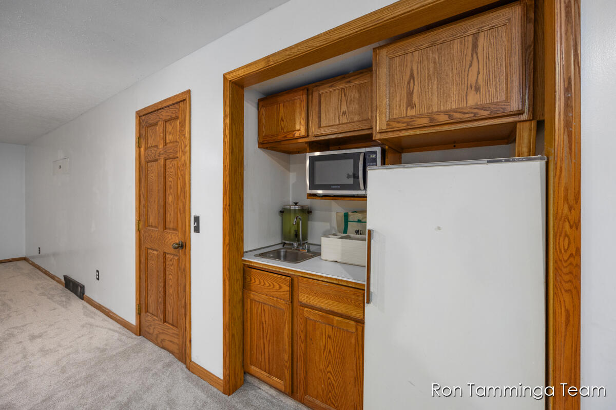 2187 Riley Street Property Photo 30