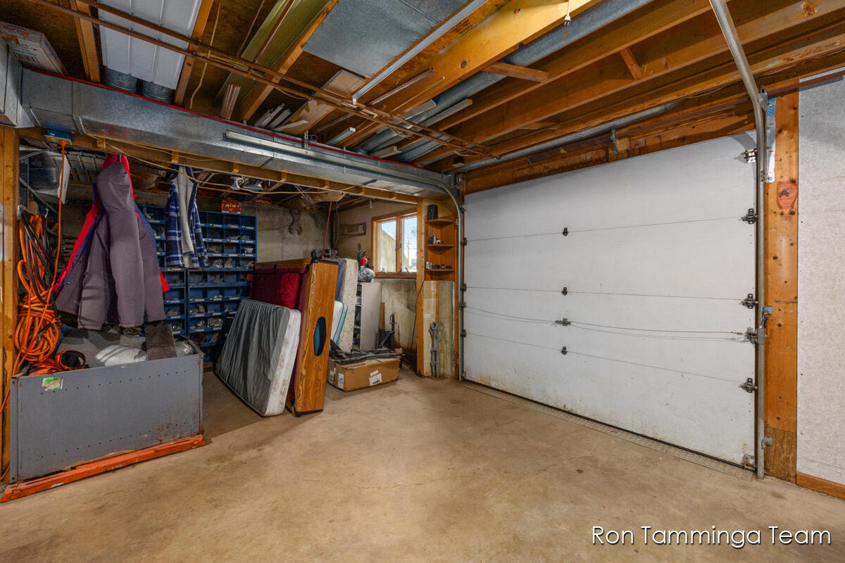 2187 Riley Street Property Photo 33