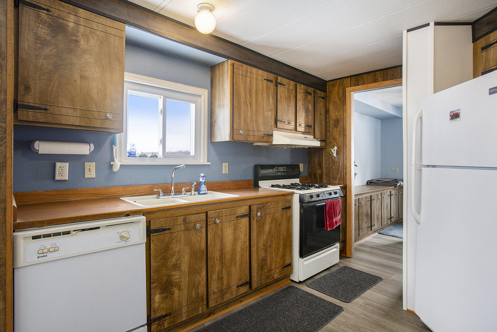 69617 Eisenhower Road Property Photo 5