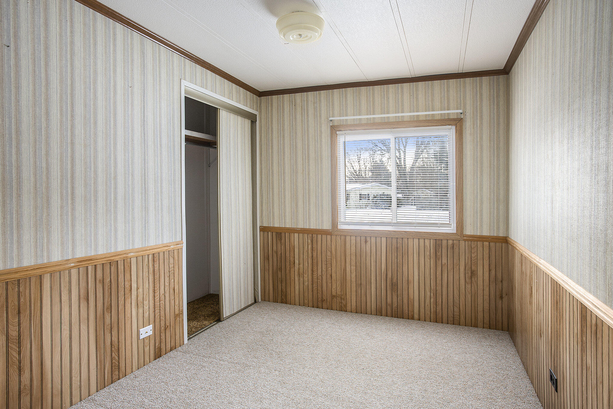 69617 Eisenhower Road Property Photo 9
