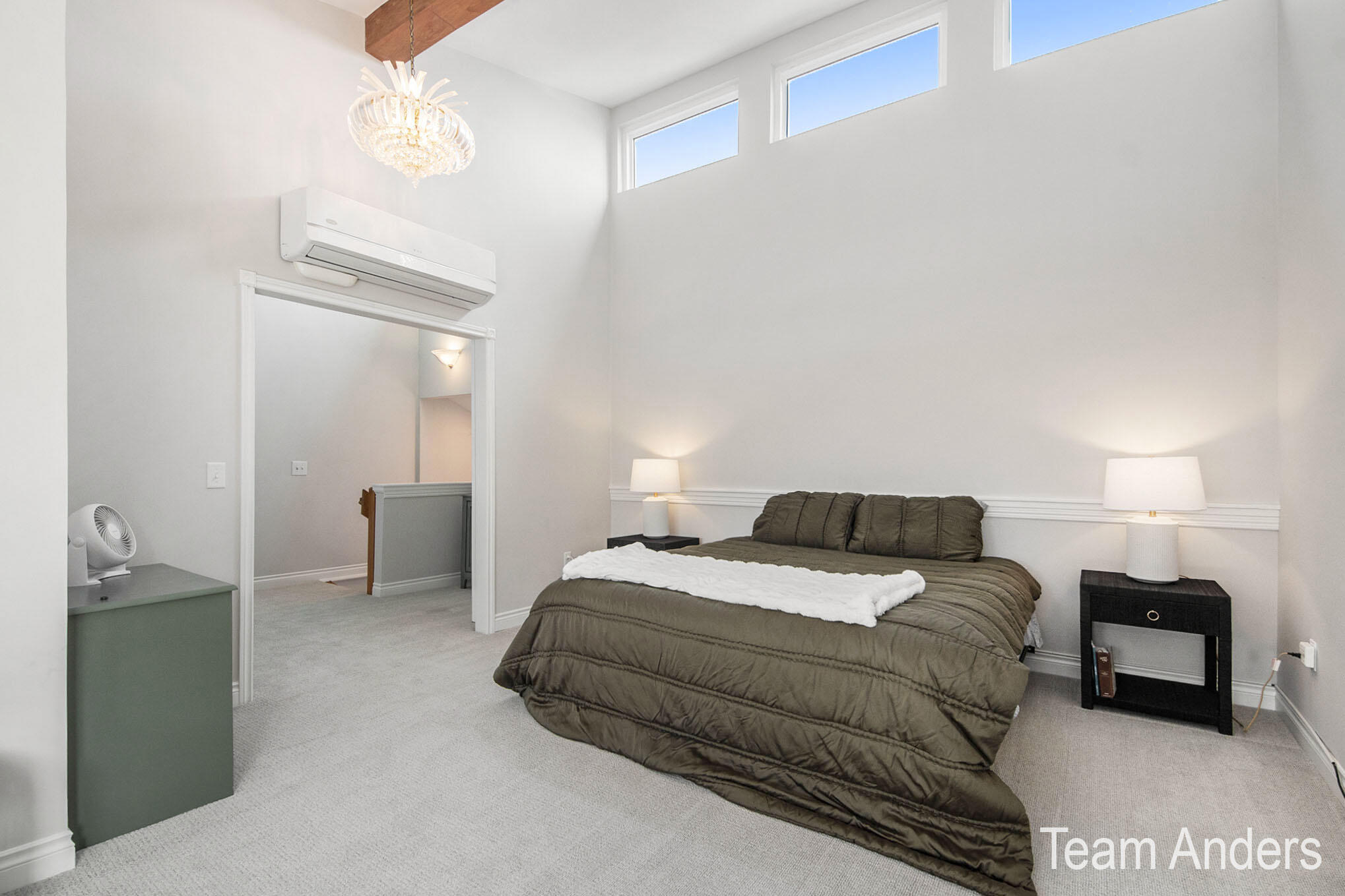 7076 Weller Avenue Ne Property Photo 25