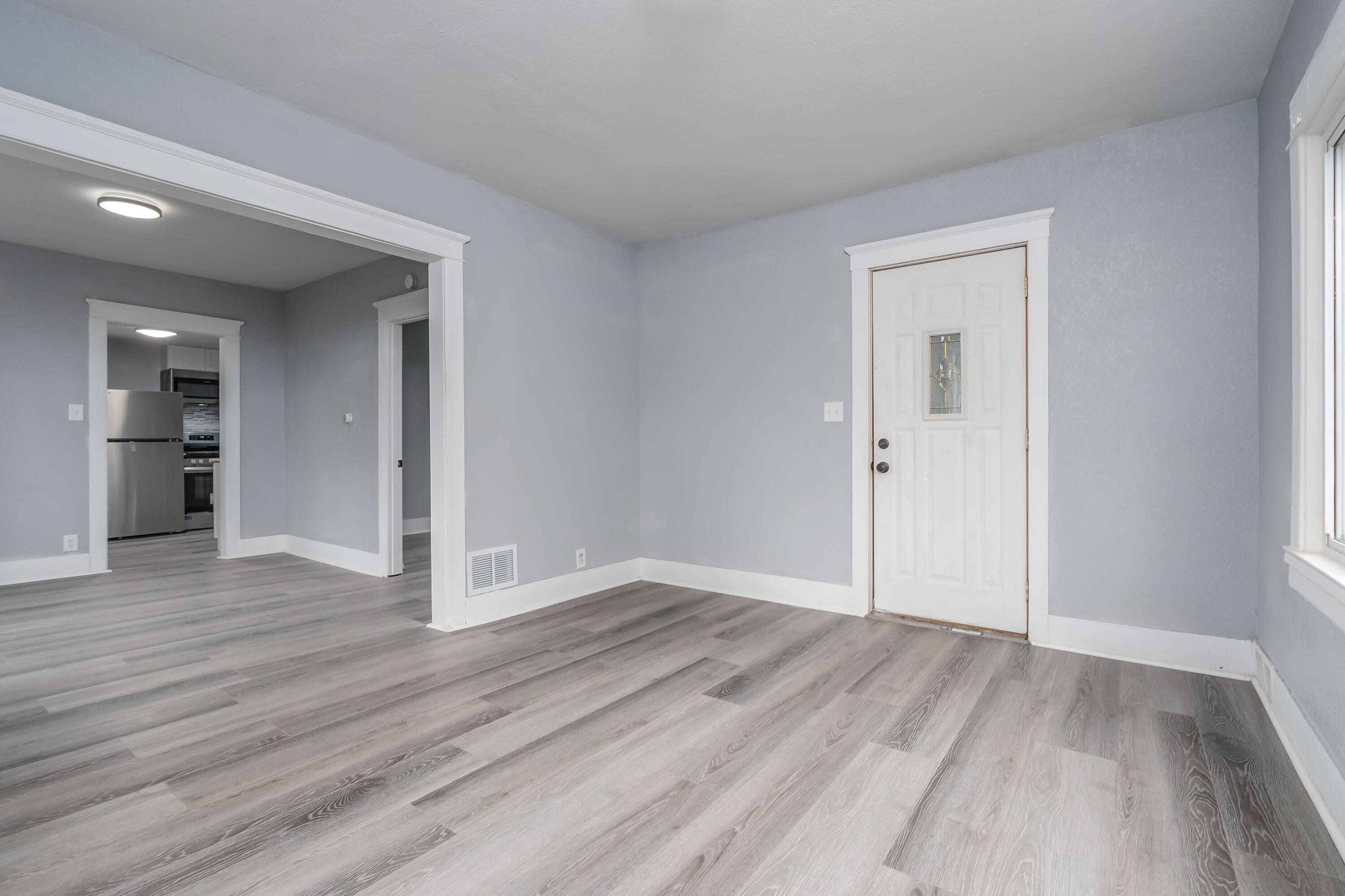 202 Roseneath Avenue Property Photo 4